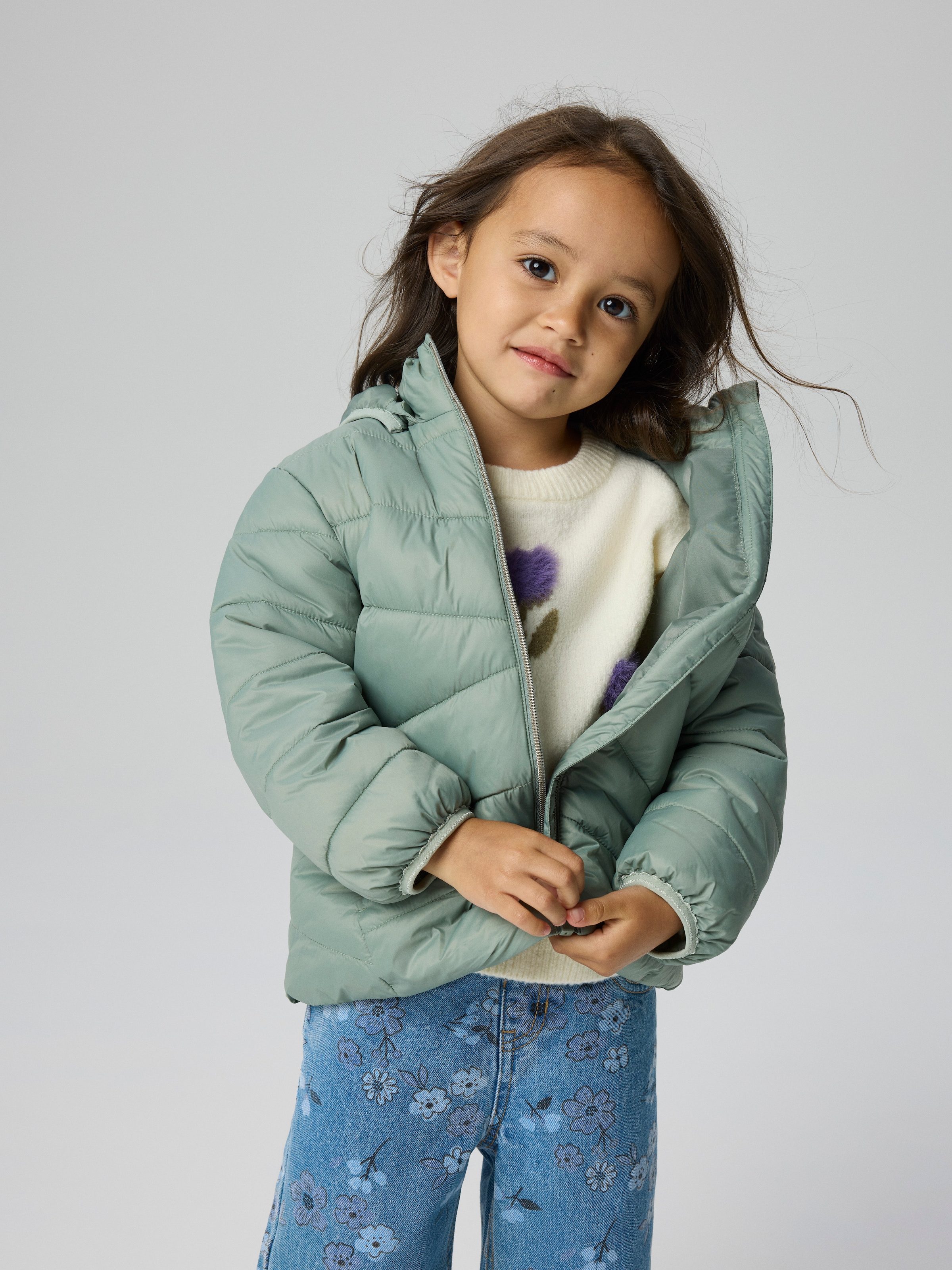 Name It Veste matelassée »NMFMARBLE JACKET PB1« avec capuche fibre synthétique
