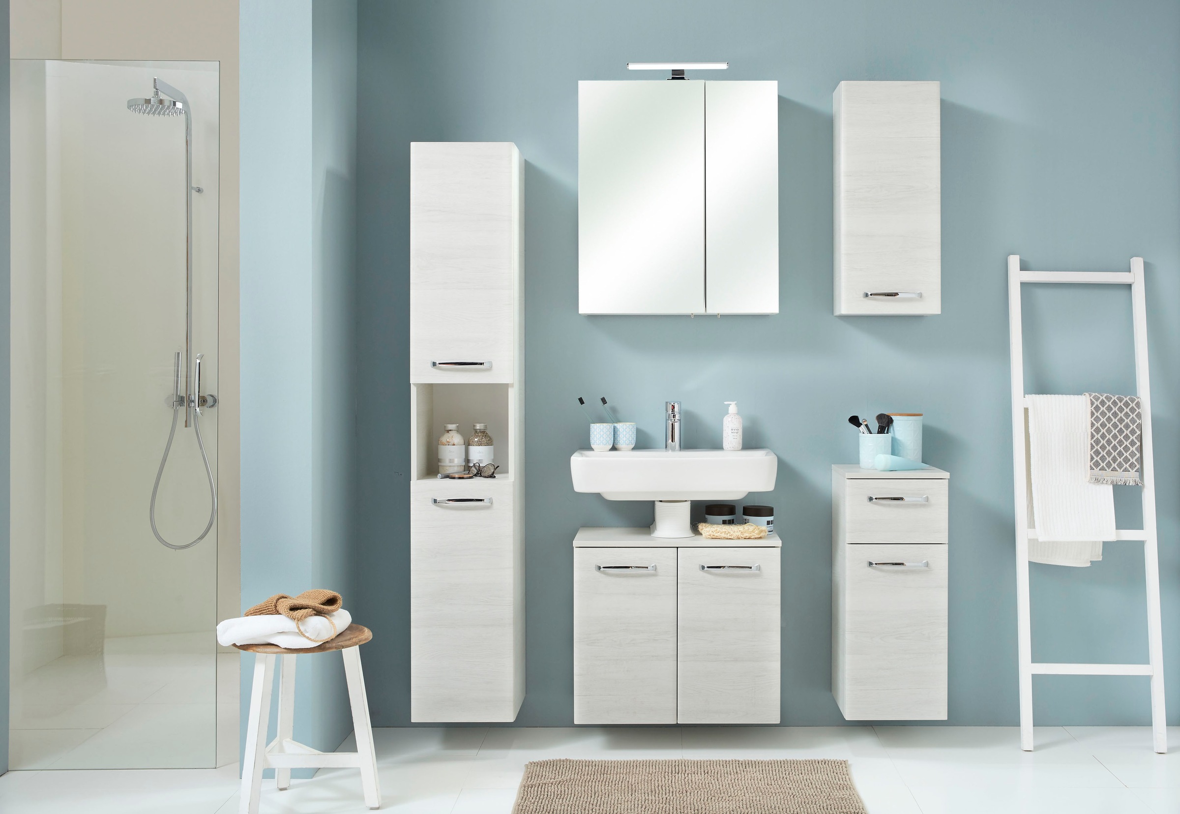 Saphir Hängeschrank »Quickset Wand-Badschrank 30 cm breit mit 1 Tür und 2 Glas-Einlegeböden« Badezimmer-Hängeschrank inkl. Türdämpfer, Griffe in Chrom Glanz