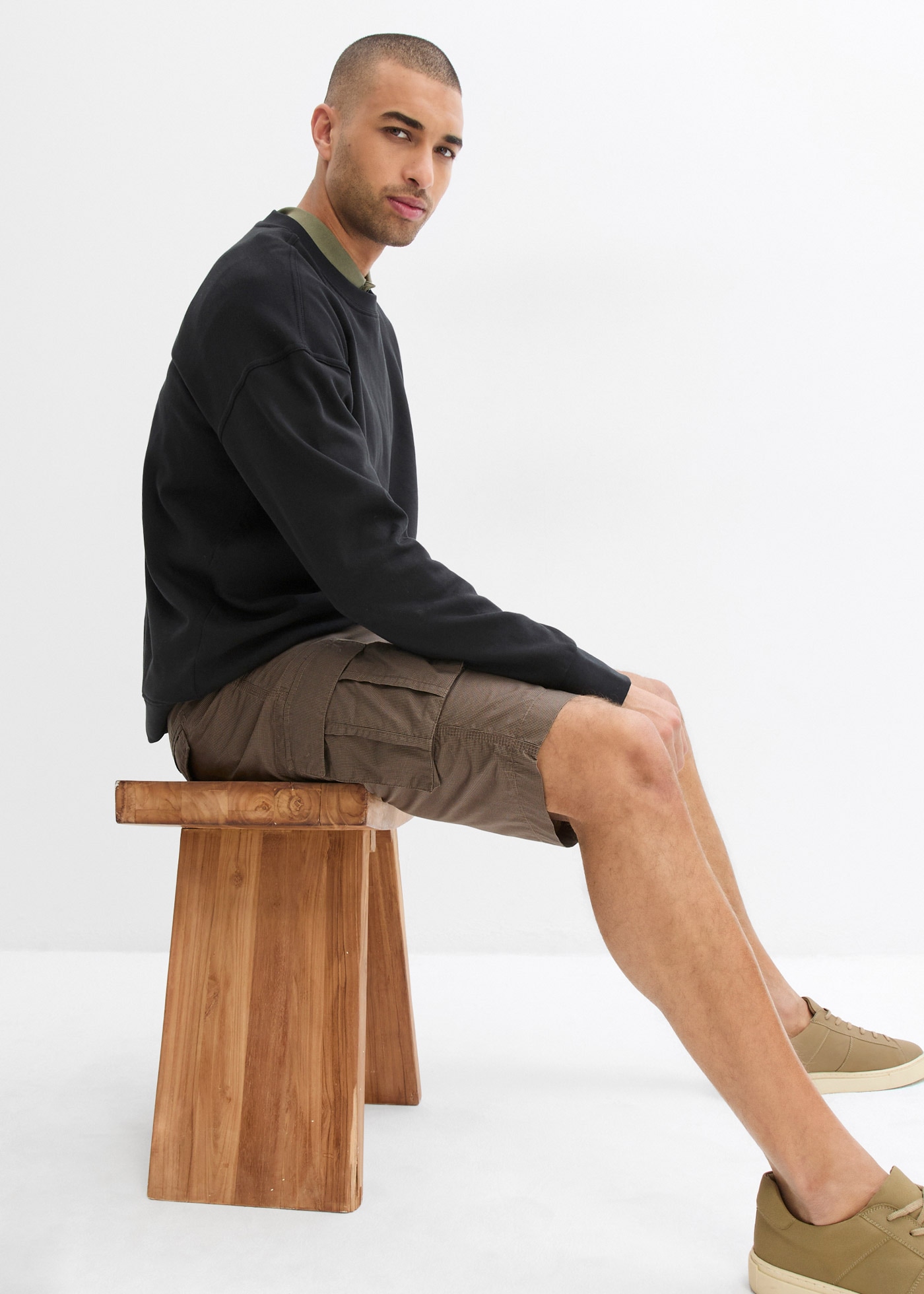 bonprix Cargobermudas  en coton, coupe décontractée, motif minimaliste, style décontracté
