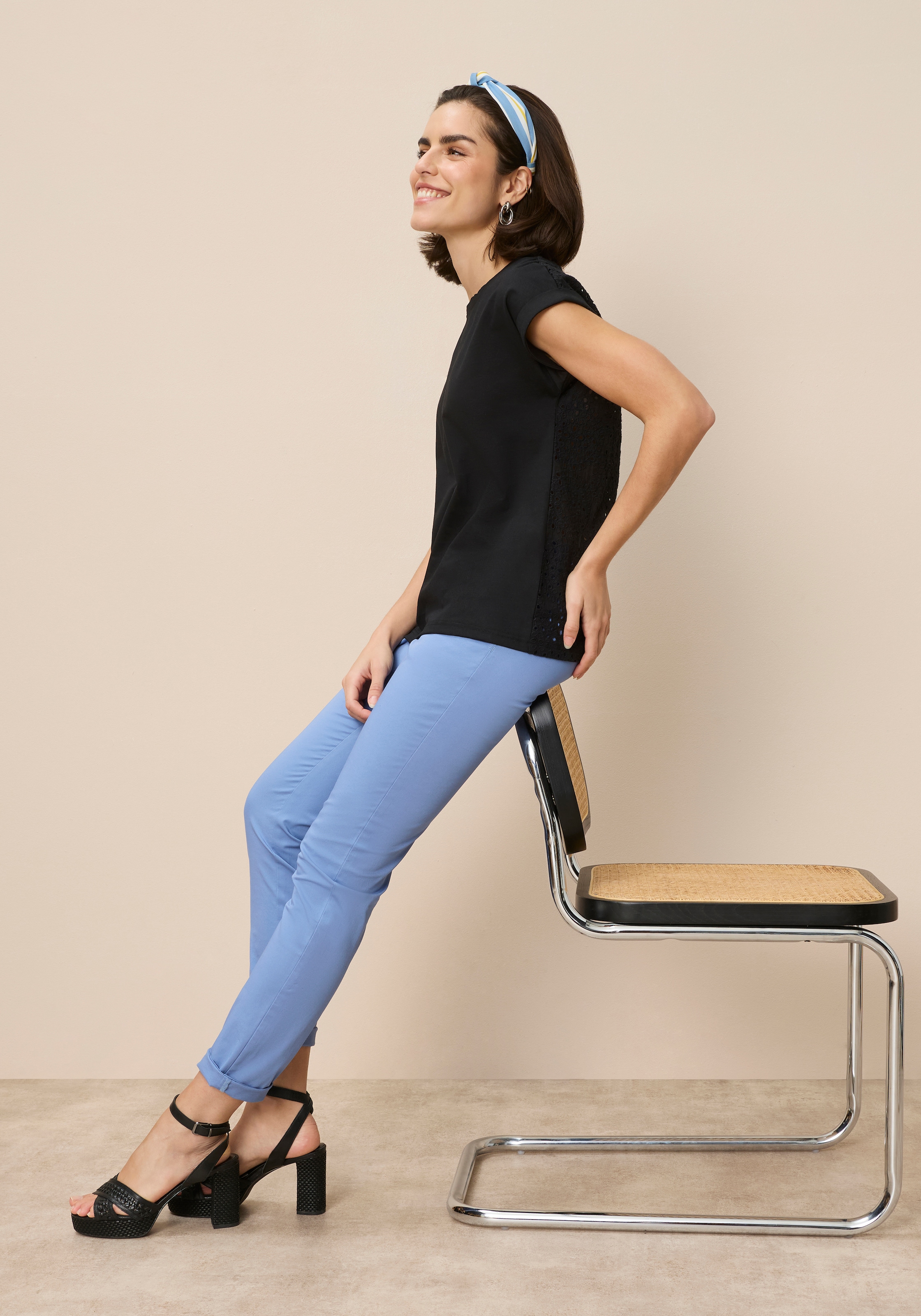 Tamaris Spitzenshirt mit femininer Lochstickerei, femininer Stil