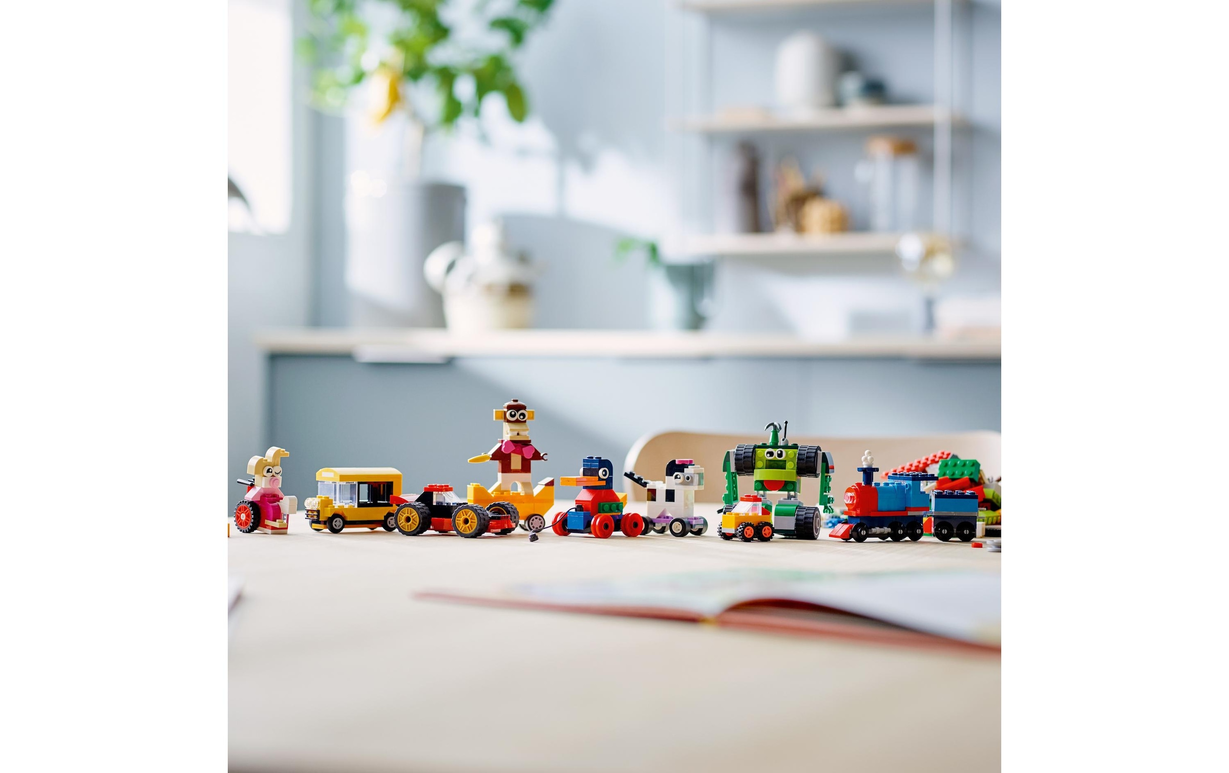 LEGO® Konstruktionsspielsteine »Steinebox mit Rädern«