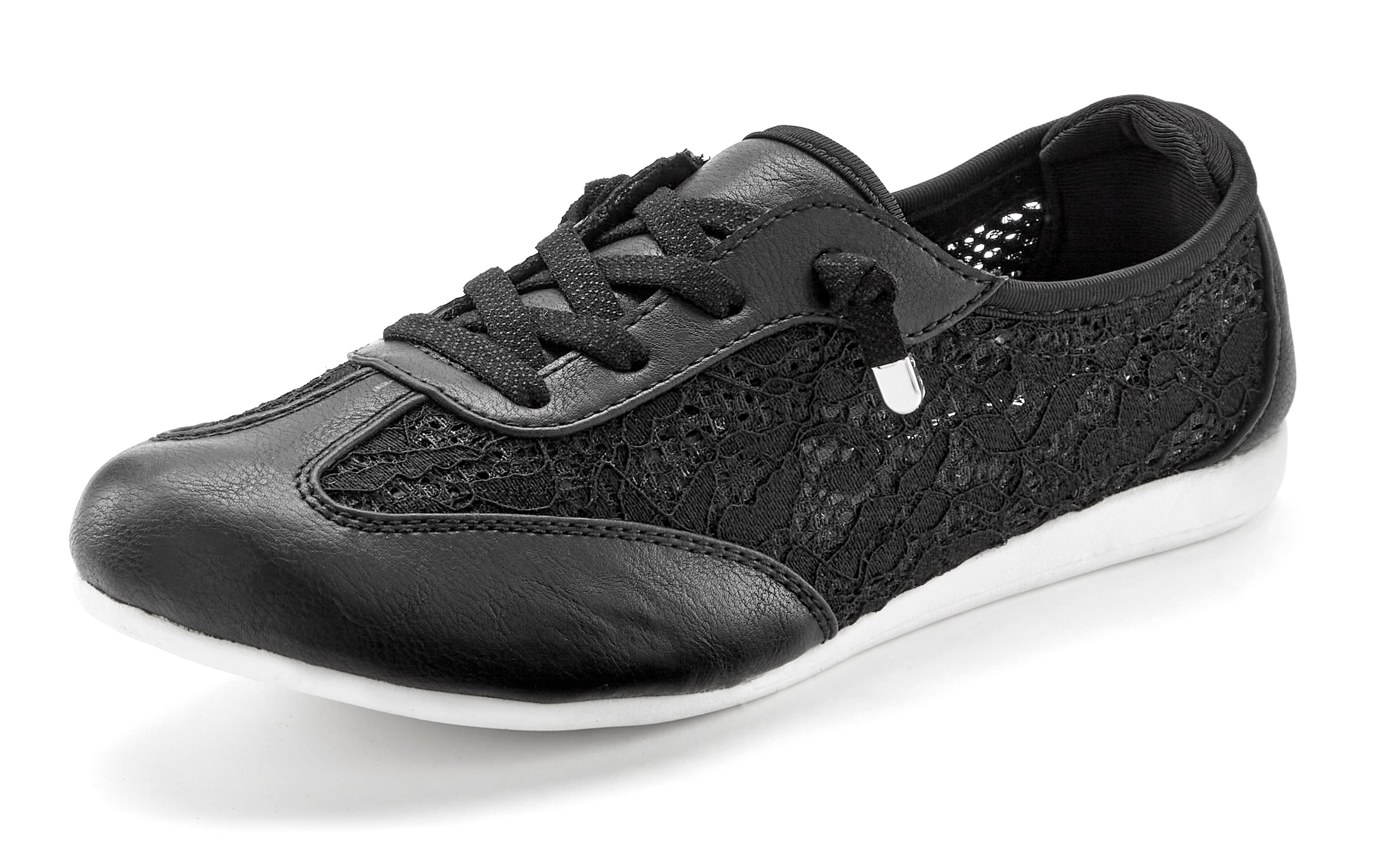 LASCANA Sneaker »Freizeitschuh, Halbschuh mit modischen Spitzendetails«, zum Reinschlüpfen mit elastischen Schnürbändern VEGAN