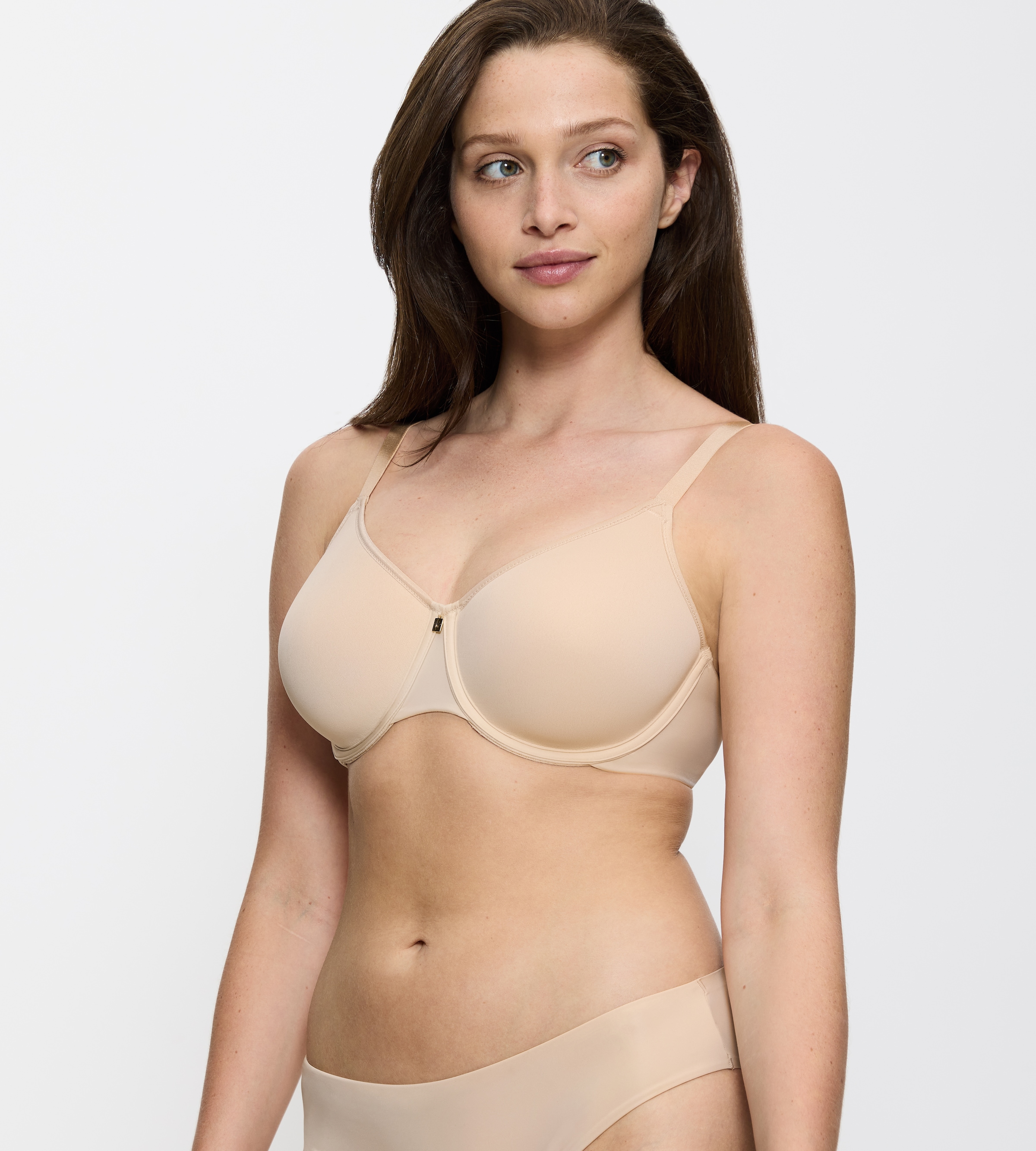 Image of Triumph Minimizer-BH "Body Make-Up Essentials" reduziert optisch um eine Cup-Grösse, seidig weich, Microfaser