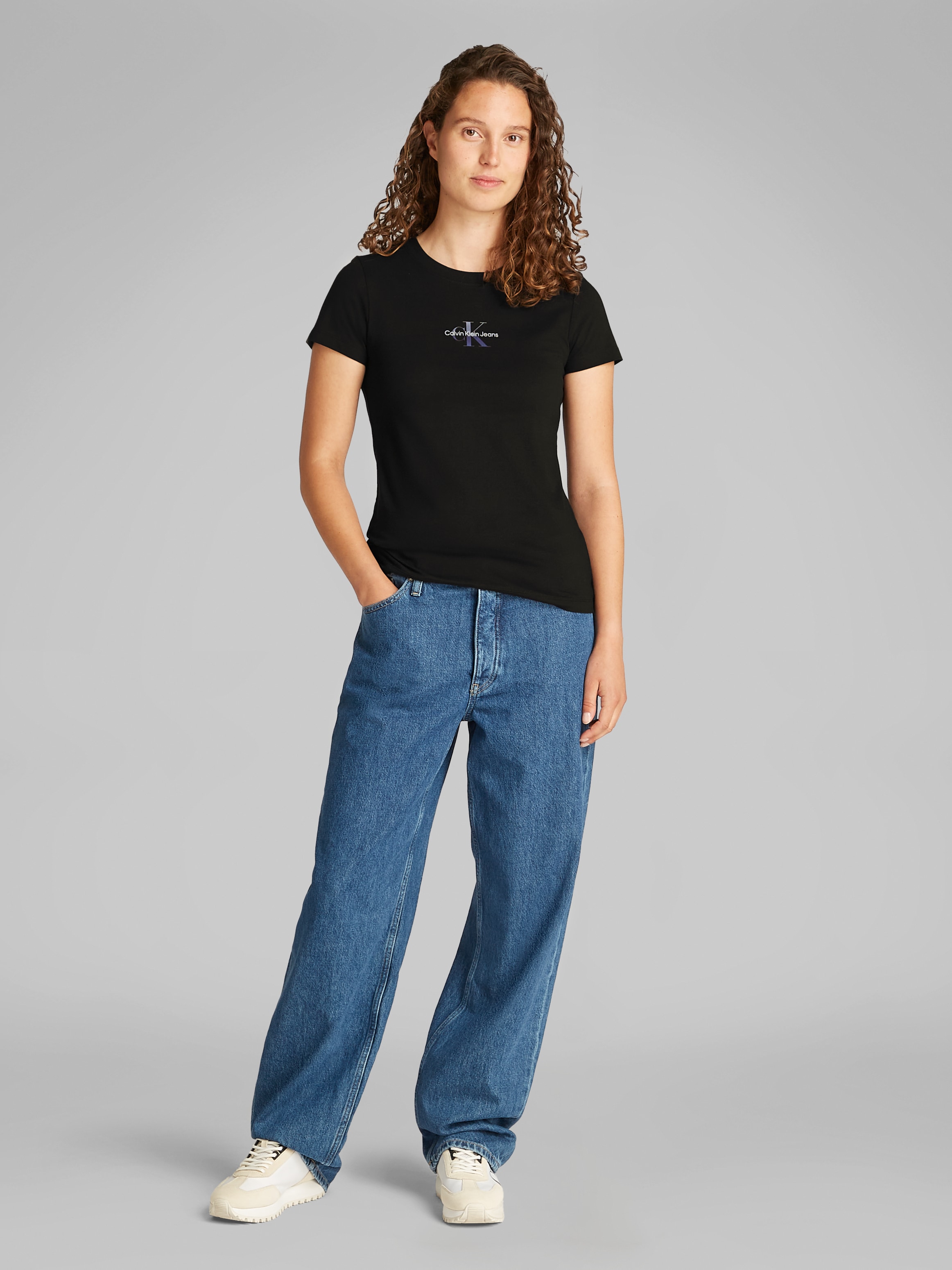 Calvin Klein Jeans T-shirt »GRADIENT MONOLOGO SLIM TEE« mit Logodruck