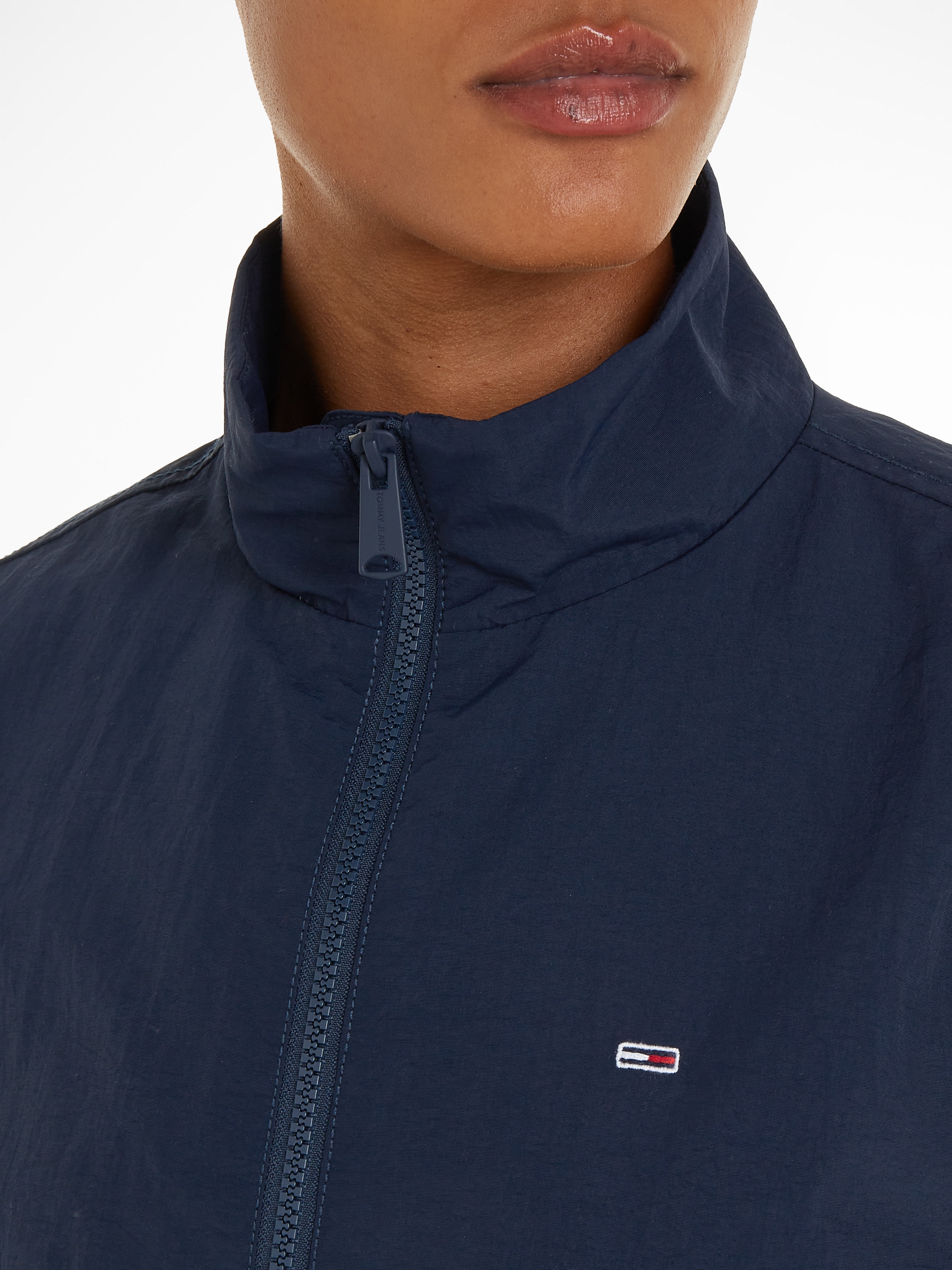 Tommy Jeans Windbreaker »TJW ESSENTIAL JACKET«, mit Stehkragen