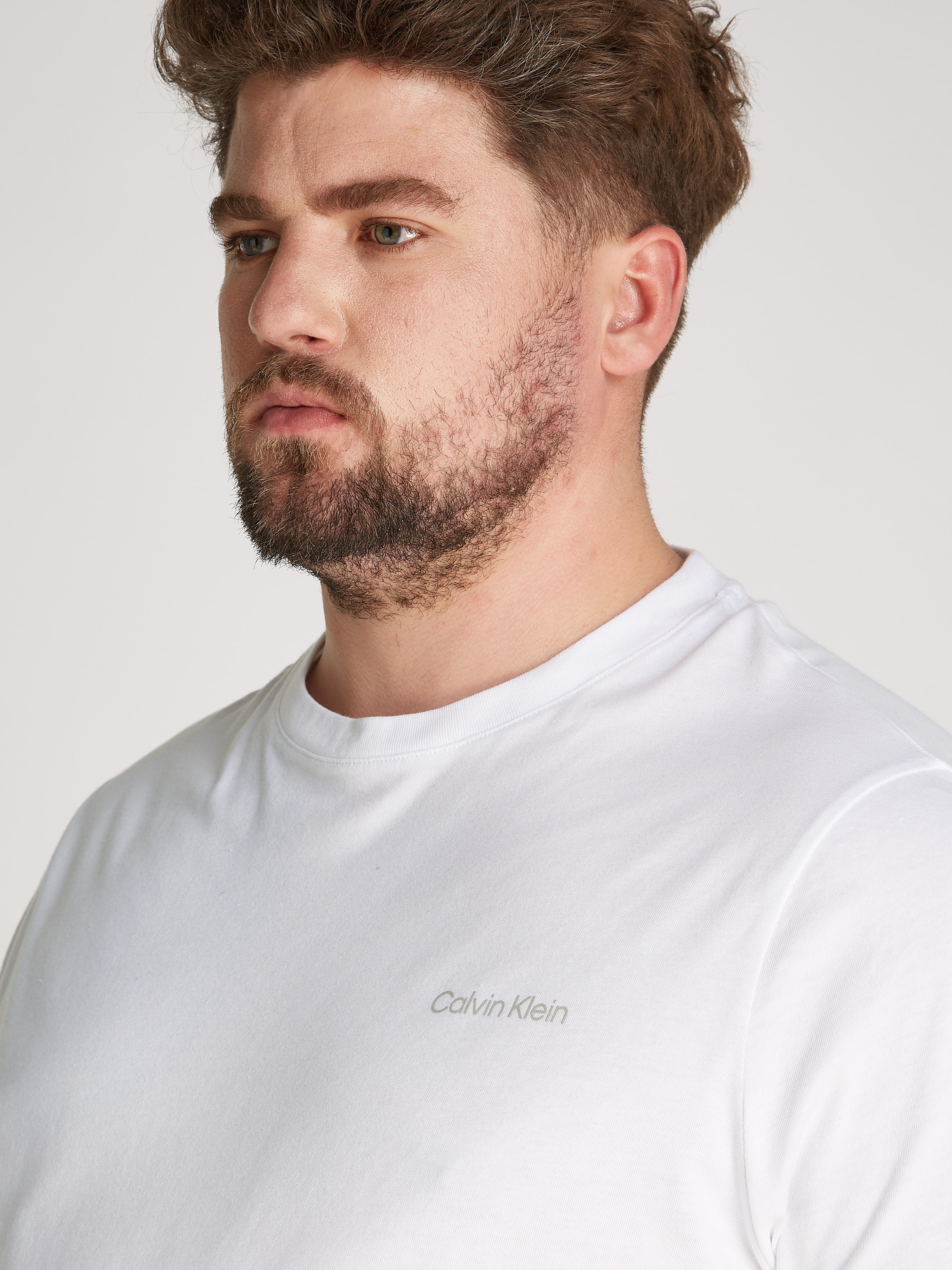 Calvin Klein Big&Tall T-Shirt »BT_ENLARGED BACK LOGO T-SHIRT«, in grossen Grössen mit Markenlabel
