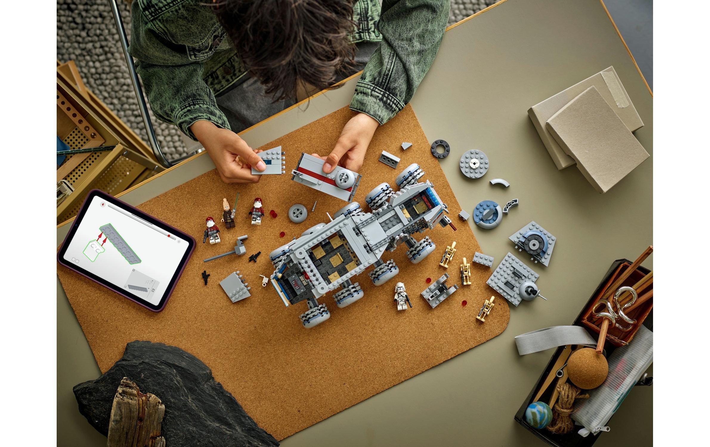 LEGO® Spielbausteine »LEGO® Star Wars Republikanischer Juggernaut 75413«