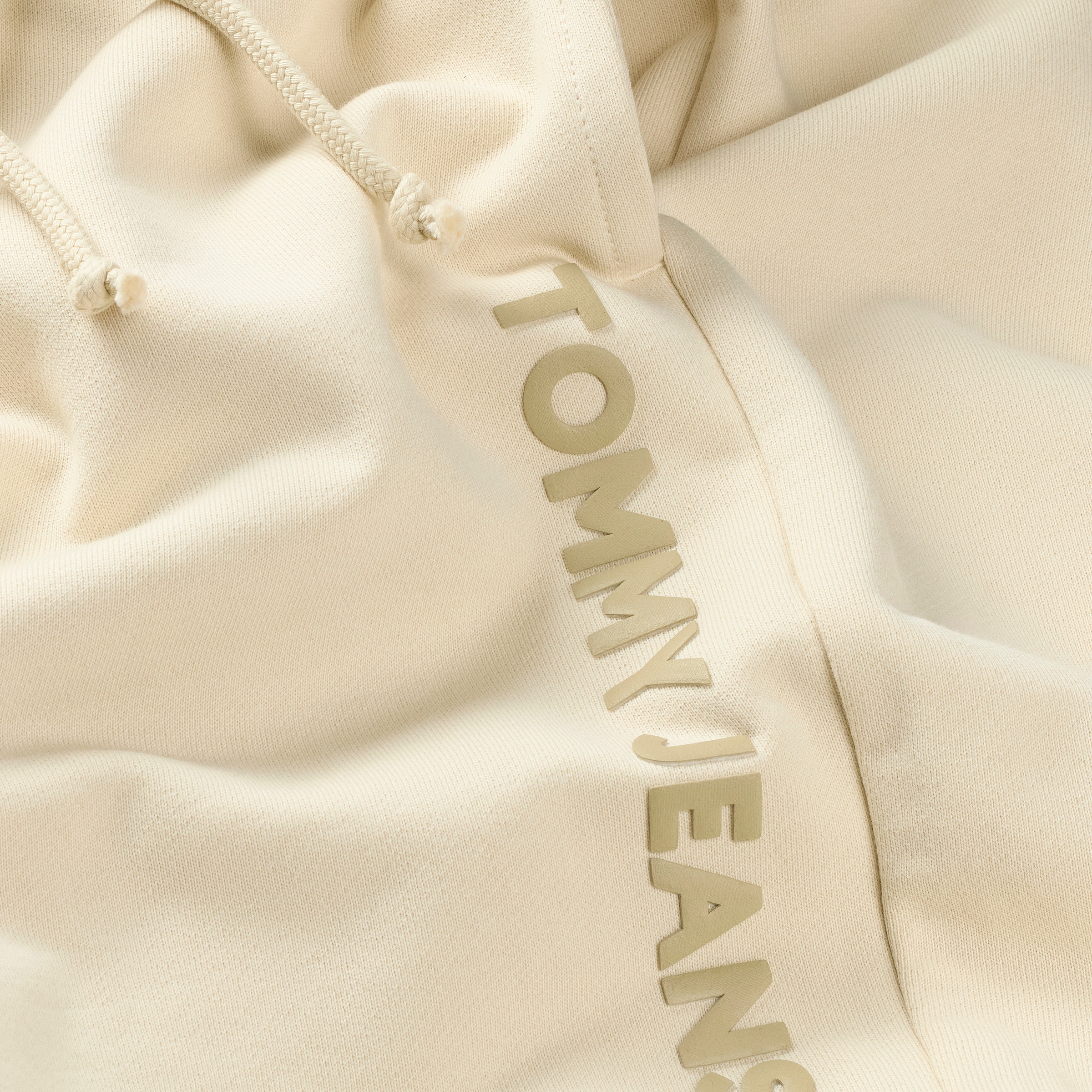 Tommy Jeans Sweatshorts »TJM RLX NEW CLSSCS BEACH SHORT«  Mit Kordelzug