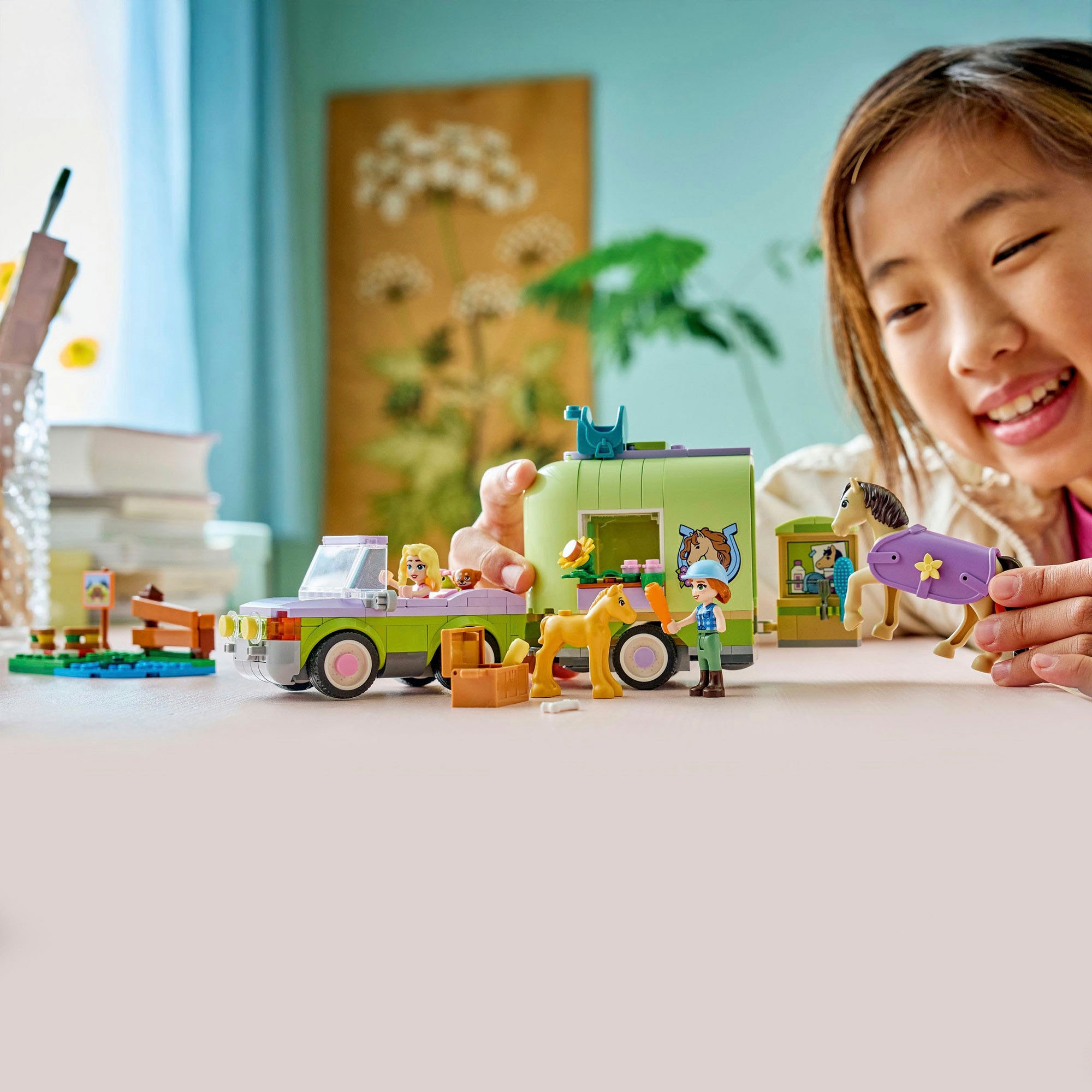LEGO® Pions de construction »Pferd und Fohlen mit Pferdeanhänger (42695), LEGO Friends«