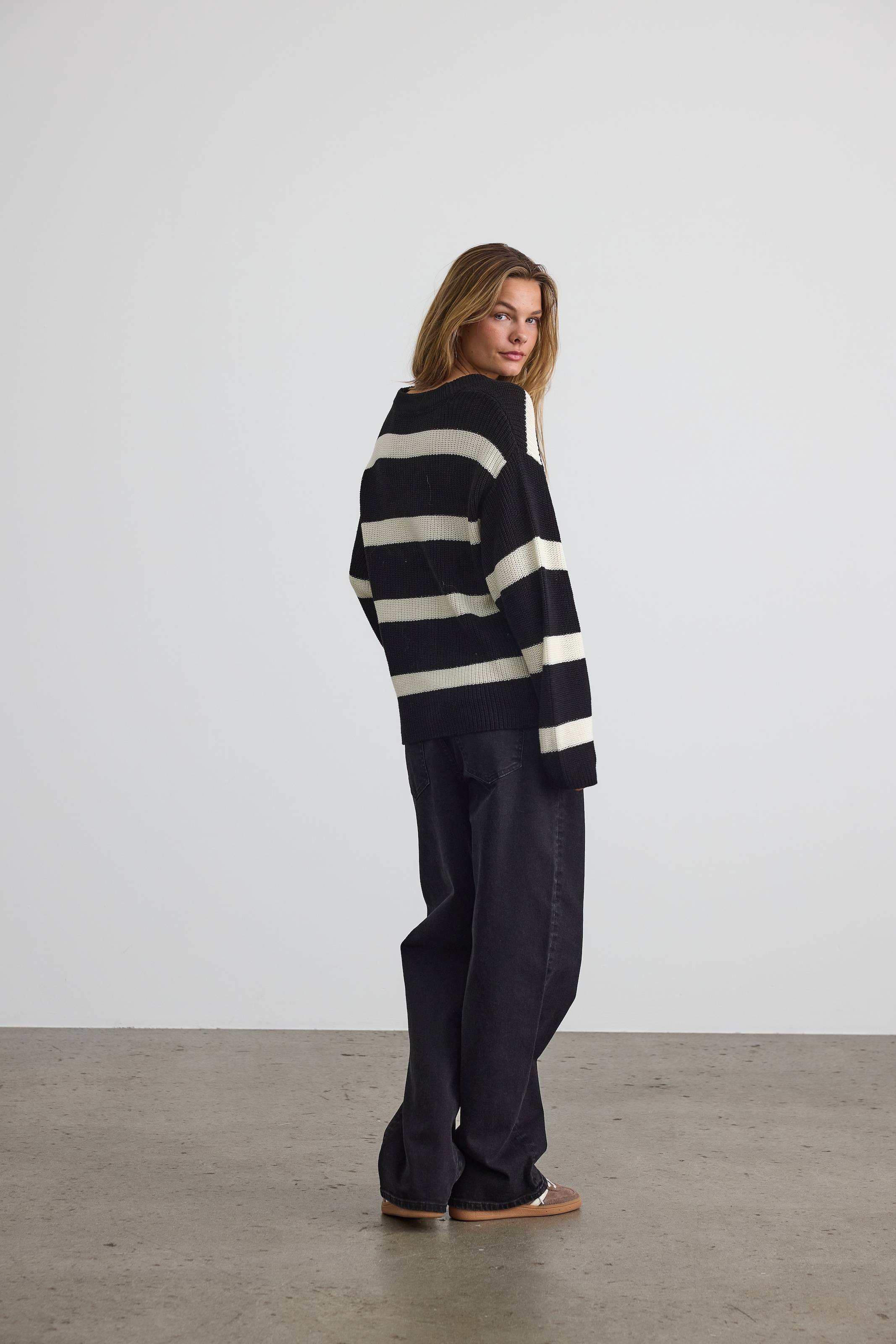 Noisy may Strickjacke »NMMAYSA L/S V-NECK KNIT CARDIGAN NOOS«