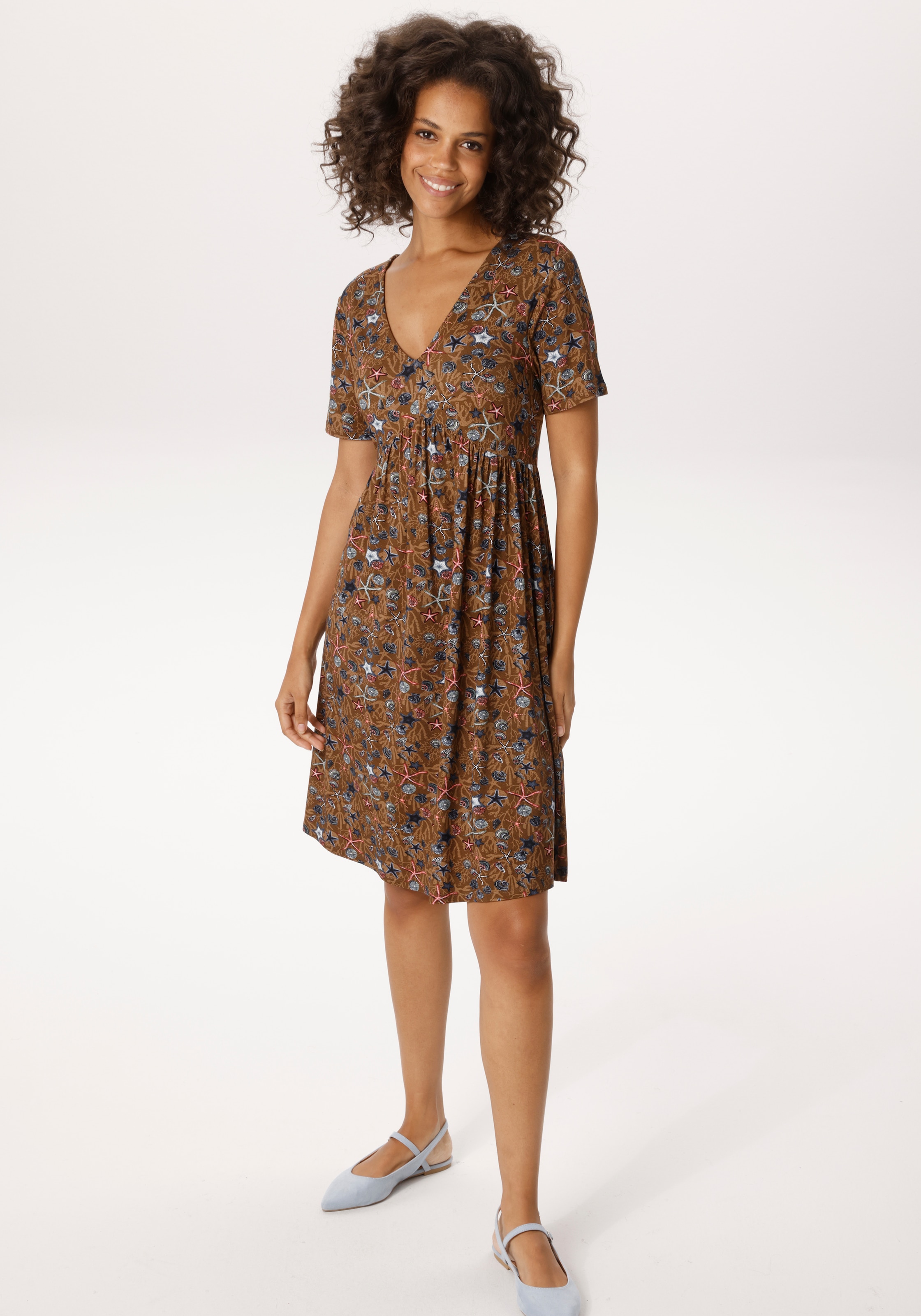 Image of Aniston CASUAL Sommerkleid mit Seesternen und Muscheln bedruckt