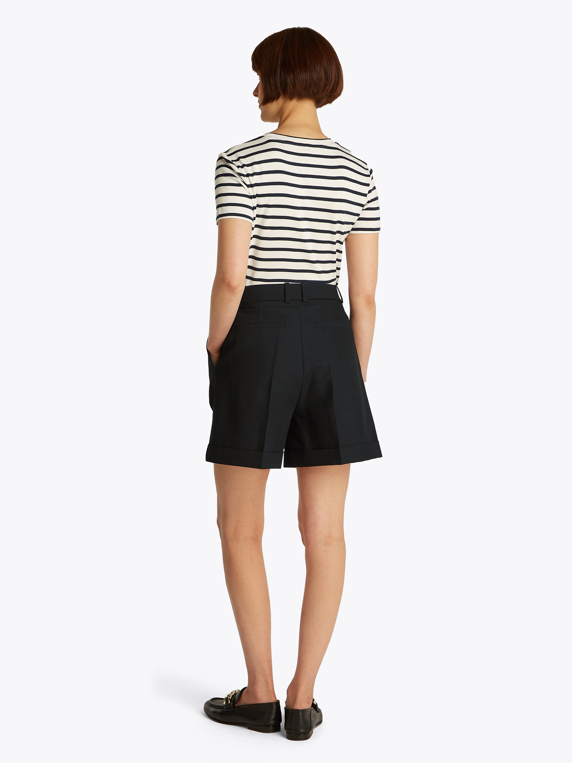Tommy Hilfiger Shorts »LINEN MIX PLEATED SHORT«, mit Falten,kühlendes Premium Leinen