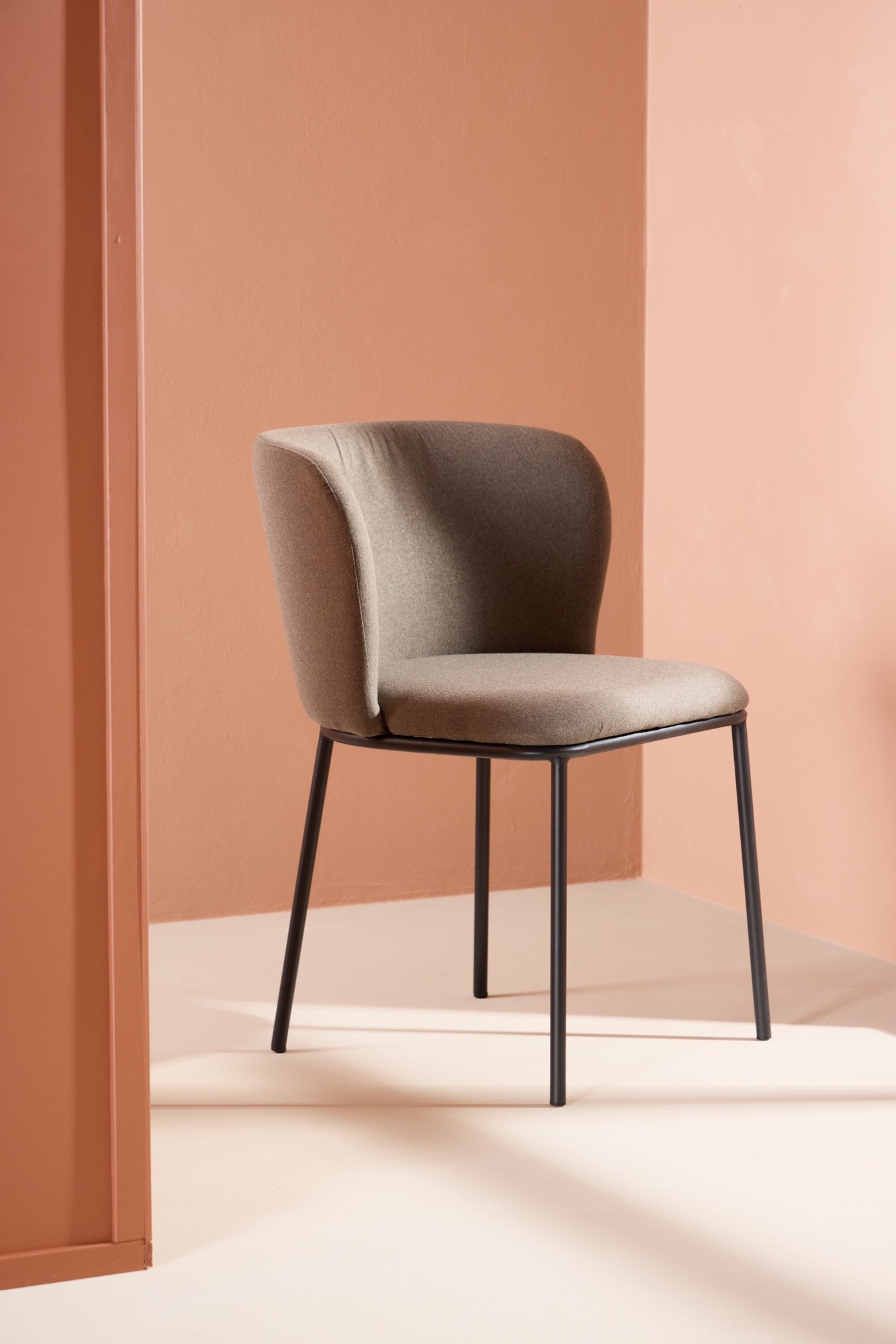 Venture Home Chaise de salle à manger »Edina, 2er-Set Esszimmerstühle in Leinen-Optik, 120 kg belastbar« () Polsterstuhl, Leinen-Bezug, Stahlbeine, natürlich, modern