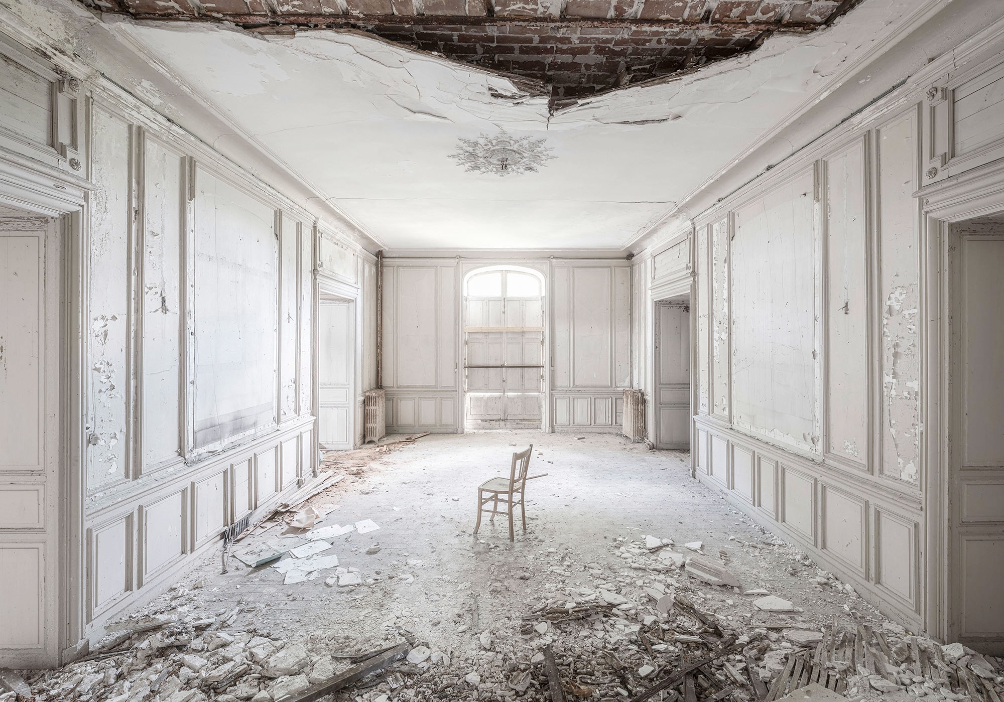 Komar Vliestapete »White Room II«, bedruckt-Barock-Destroyed-Effekte, lichtbeständig und wasserfest