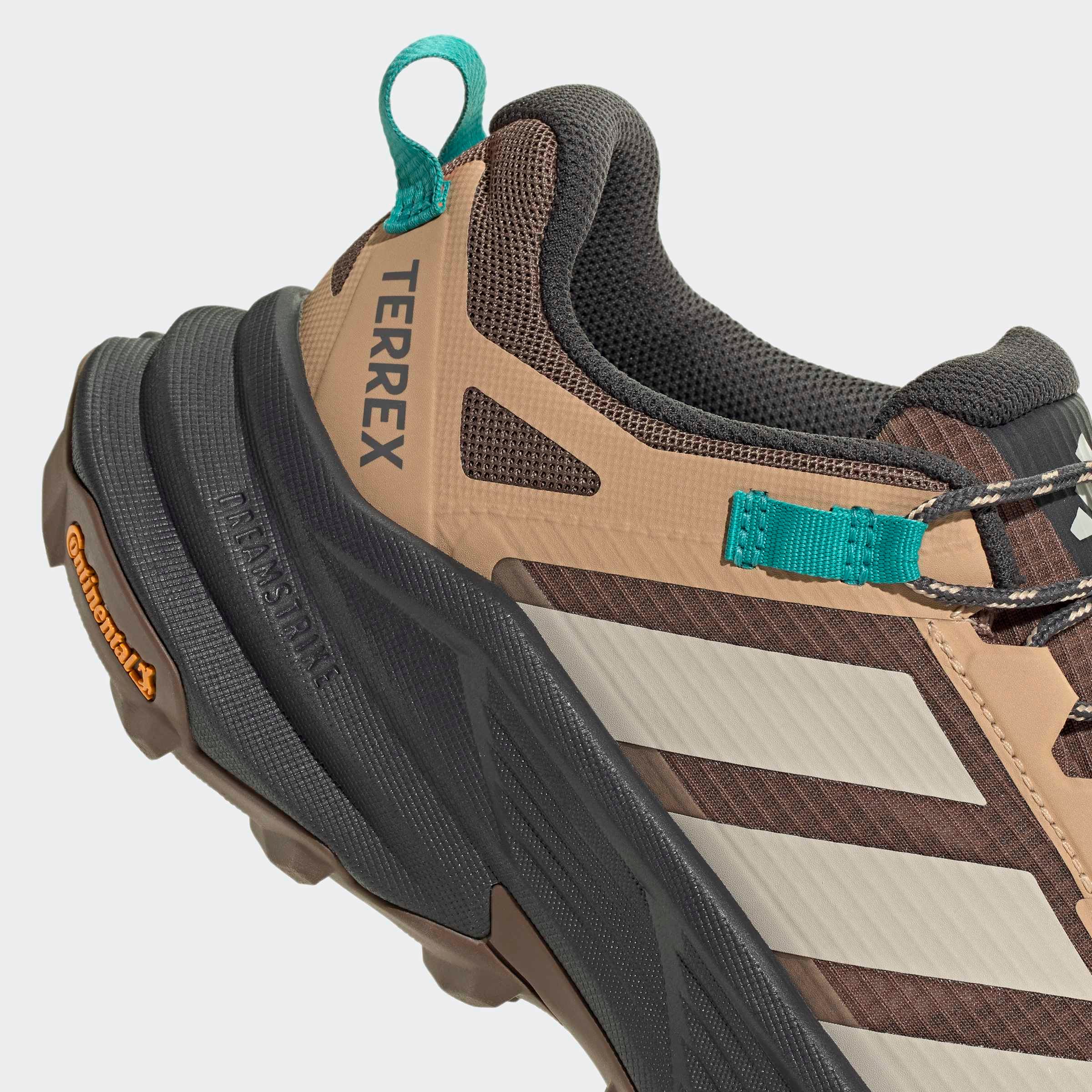 adidas TERREX Chaussure de randonnée »FREEHIKER SL GORE-TEX«  imperméable grâce à la membrane Gore-Tex