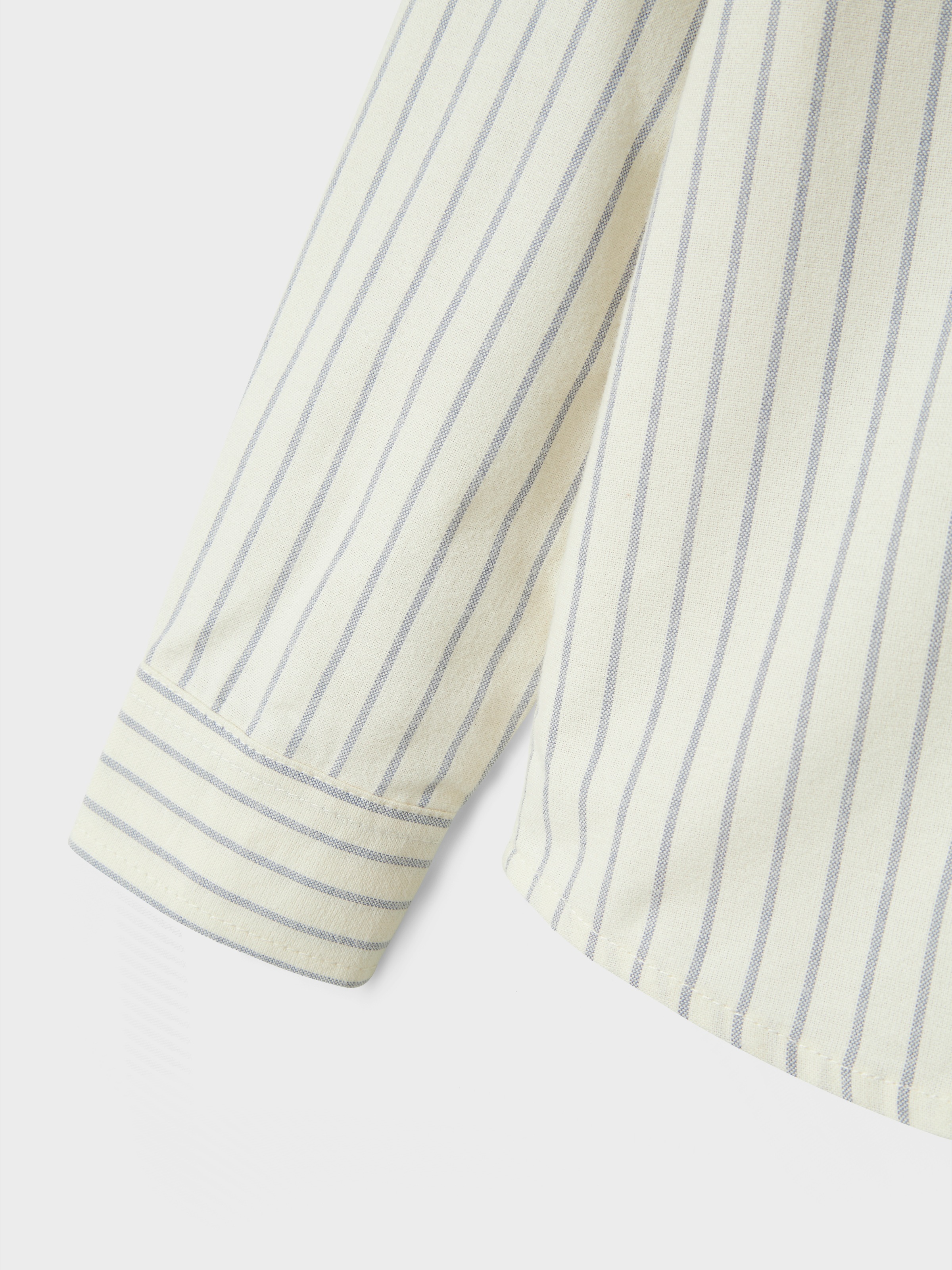 Name It Langarmhemd »NKMNEWSA für Jungen mit Knopfleiste und Baumwollkomfort« unifarben, casual, regular fit, Baumwolle, Hemdkragen