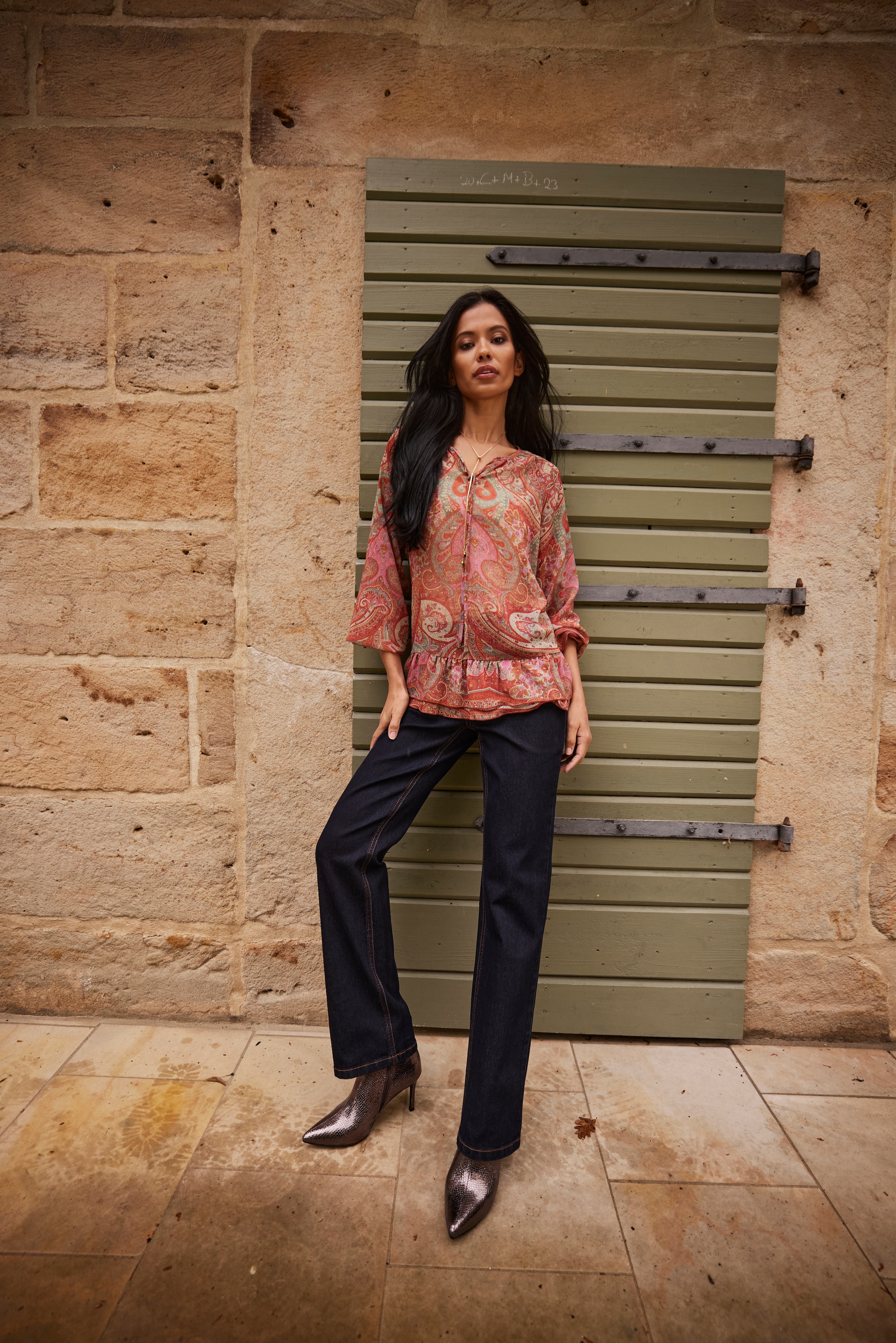 Aniston SELECTED Blouse à enfiler en chiffon légèrement transparent - NOUVELLE COLLECTION