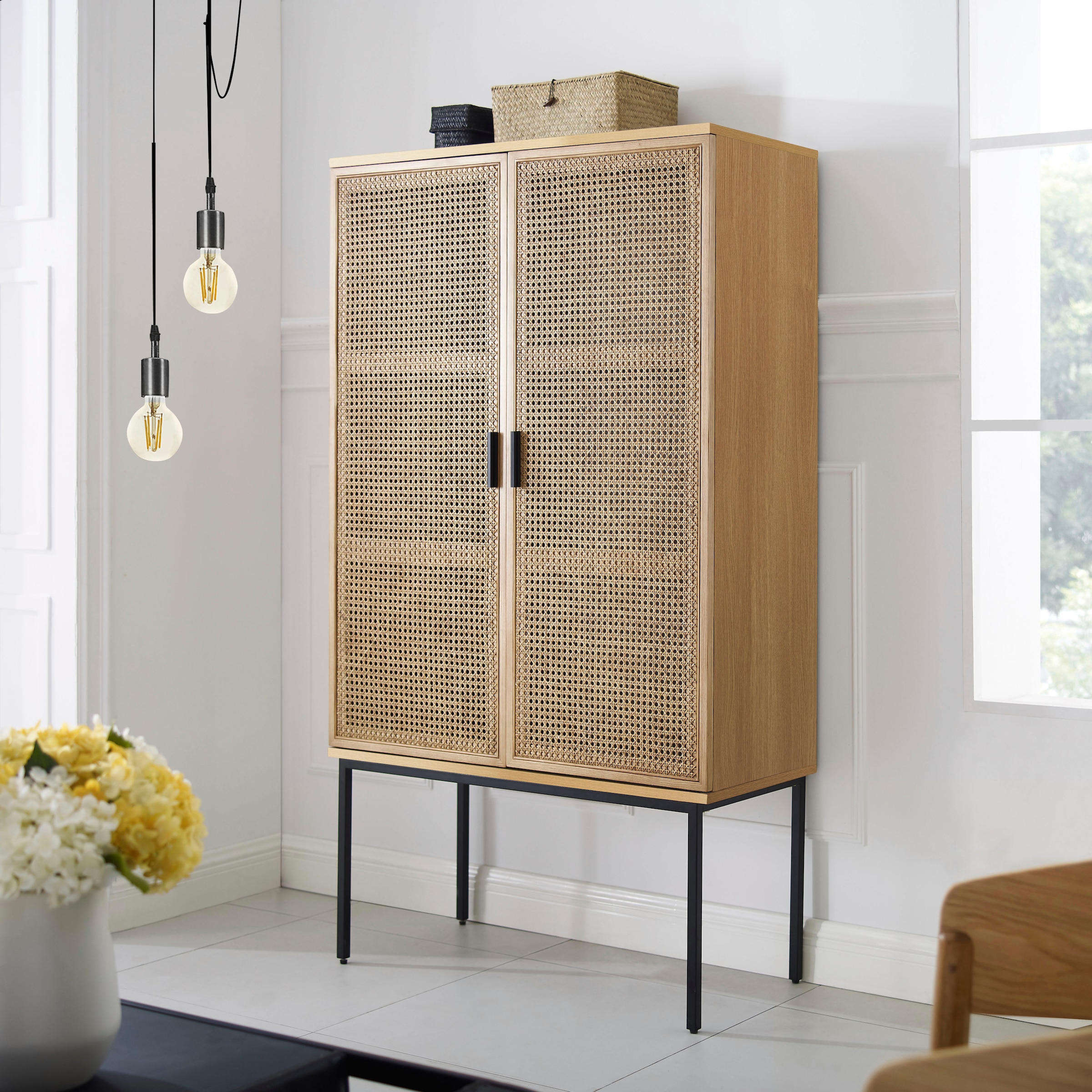 INOSIGN Buffet haut »Keylea« Eschenholz-Details, robustem Metallgestell, FSC-zertifiziertem Holz