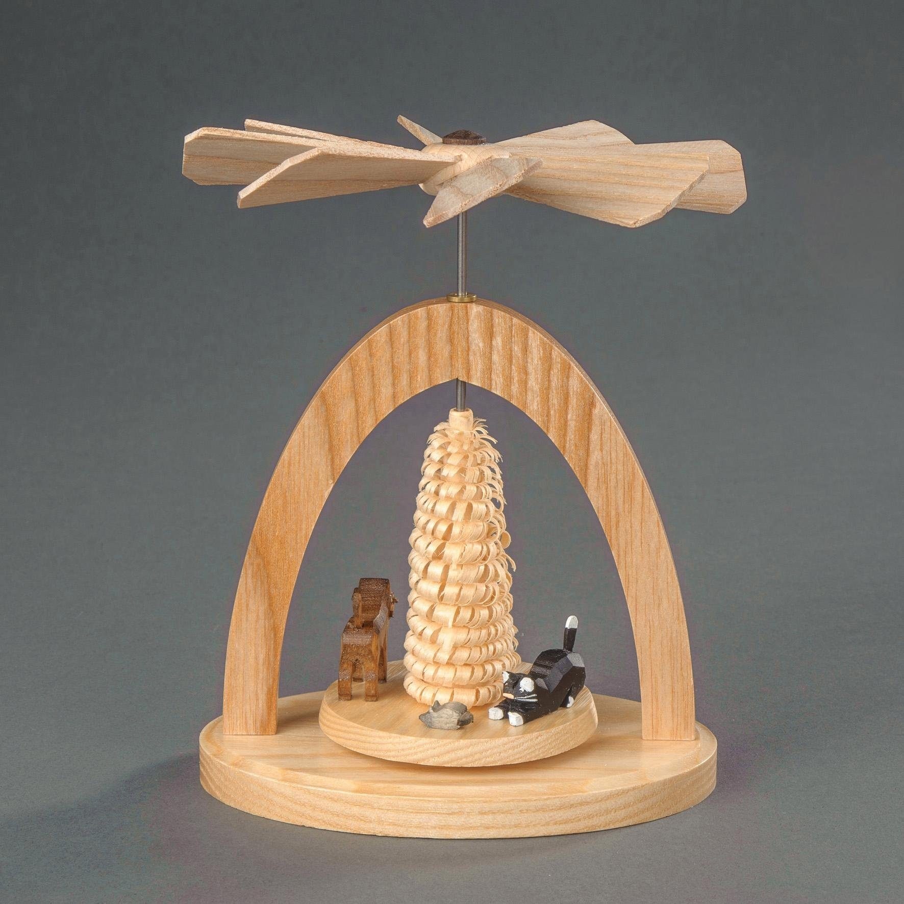 Image of Albin Preissler Weihnachtspyramide »Wärmespiel - Katze mit Maus, Hund und Bäumchen« bei Ackermann Versand Schweiz