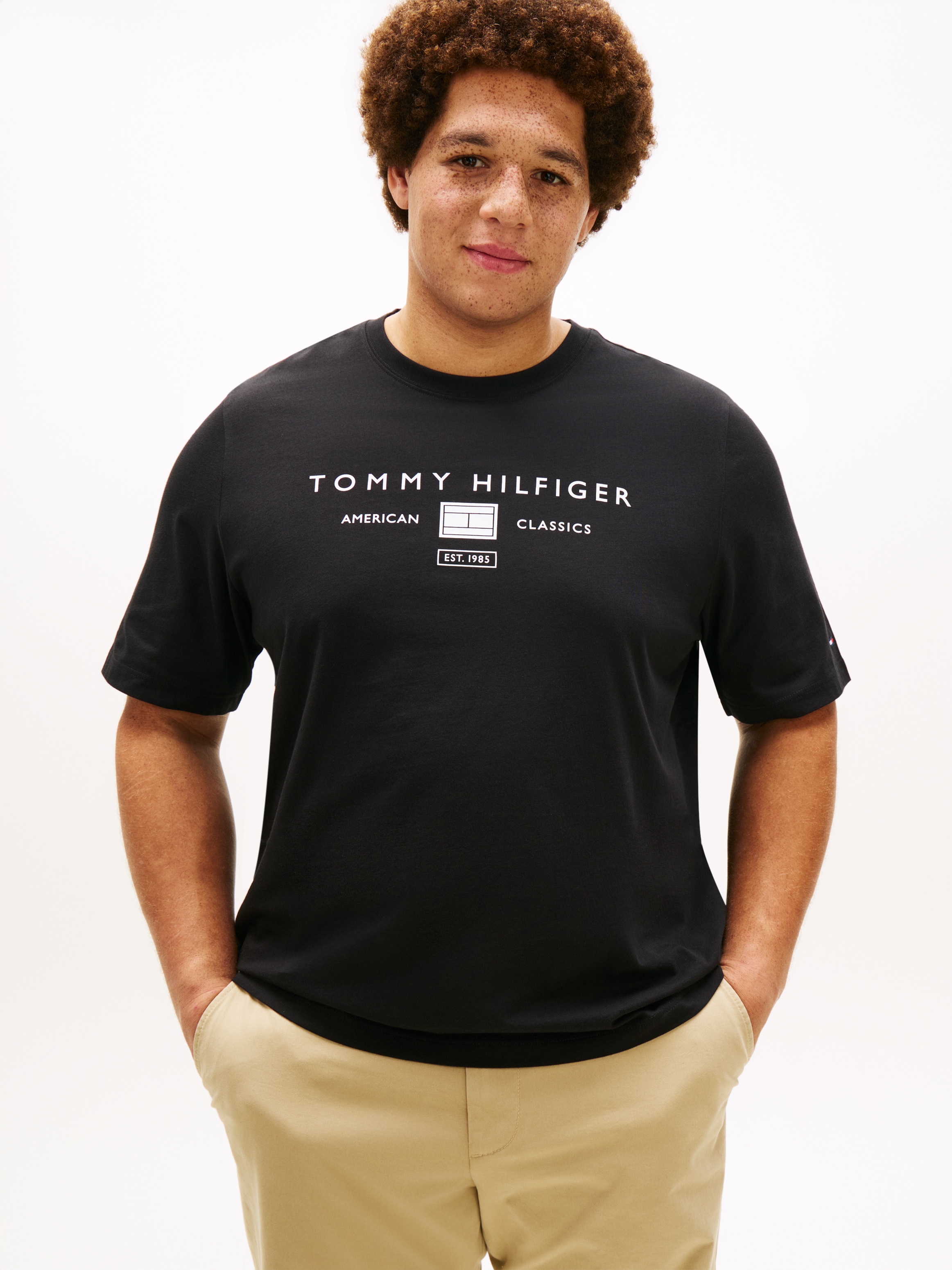 Image of Tommy Hilfiger Big & Tall T-Shirt "BT-BRAND LOVE MONO STACK" Grosse Grössen, aus Jersey mit Logo, normale Passform