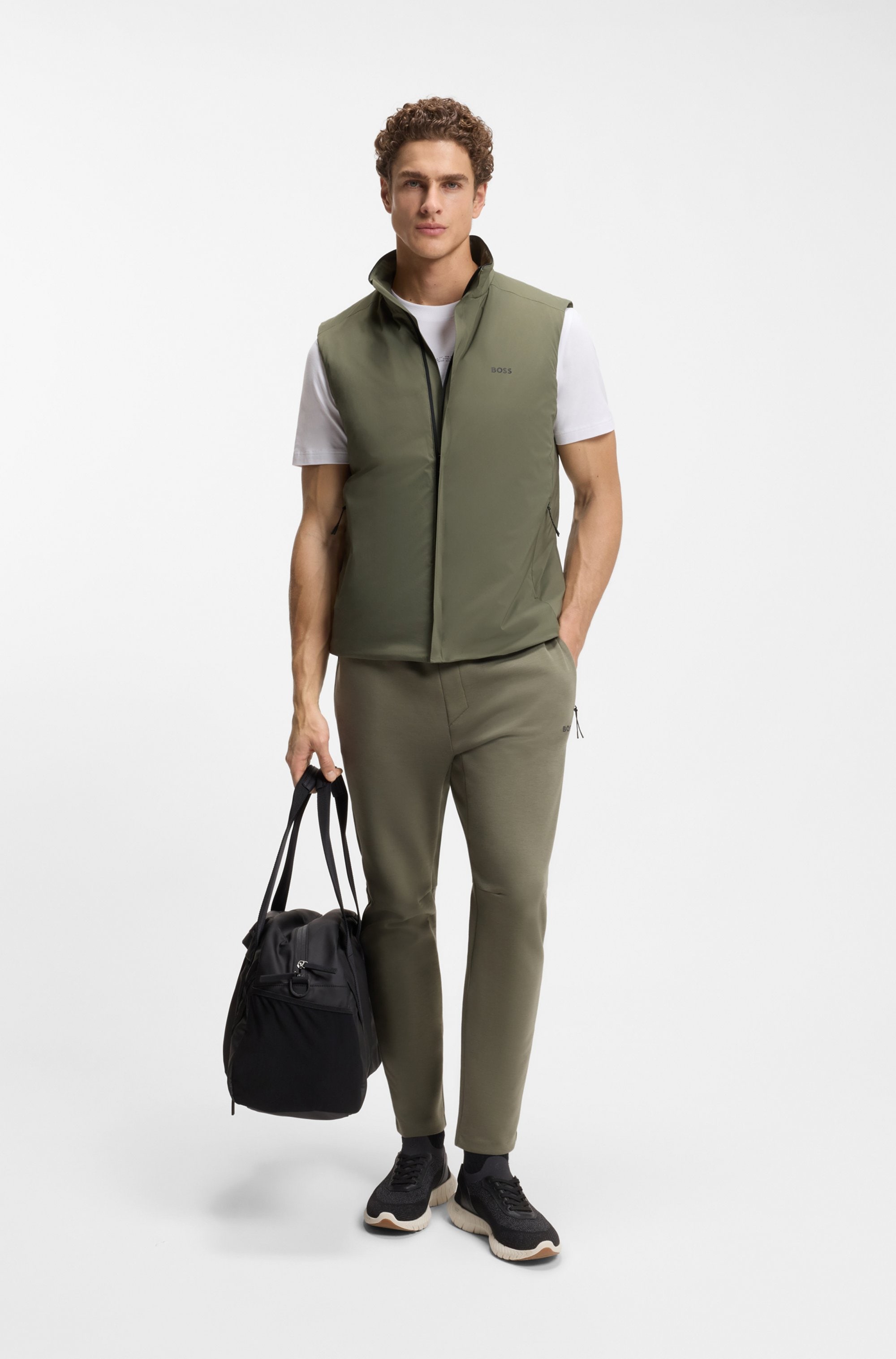 BOSS GREEN Funktionsweste Regular Fit, 4-Wege-Stretch-Qualität, Highloft-Stretch-Wattierung