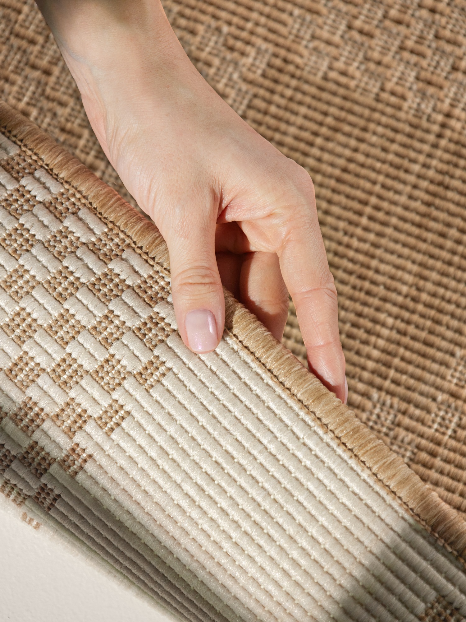 Ted Baker Teppich »Dorothy , Wendeteppich« rechteckig 8 mm Höhe Designteppich, Wetterfest, Pflegeleicht, Modern, Wohnzimmer, Terrasse