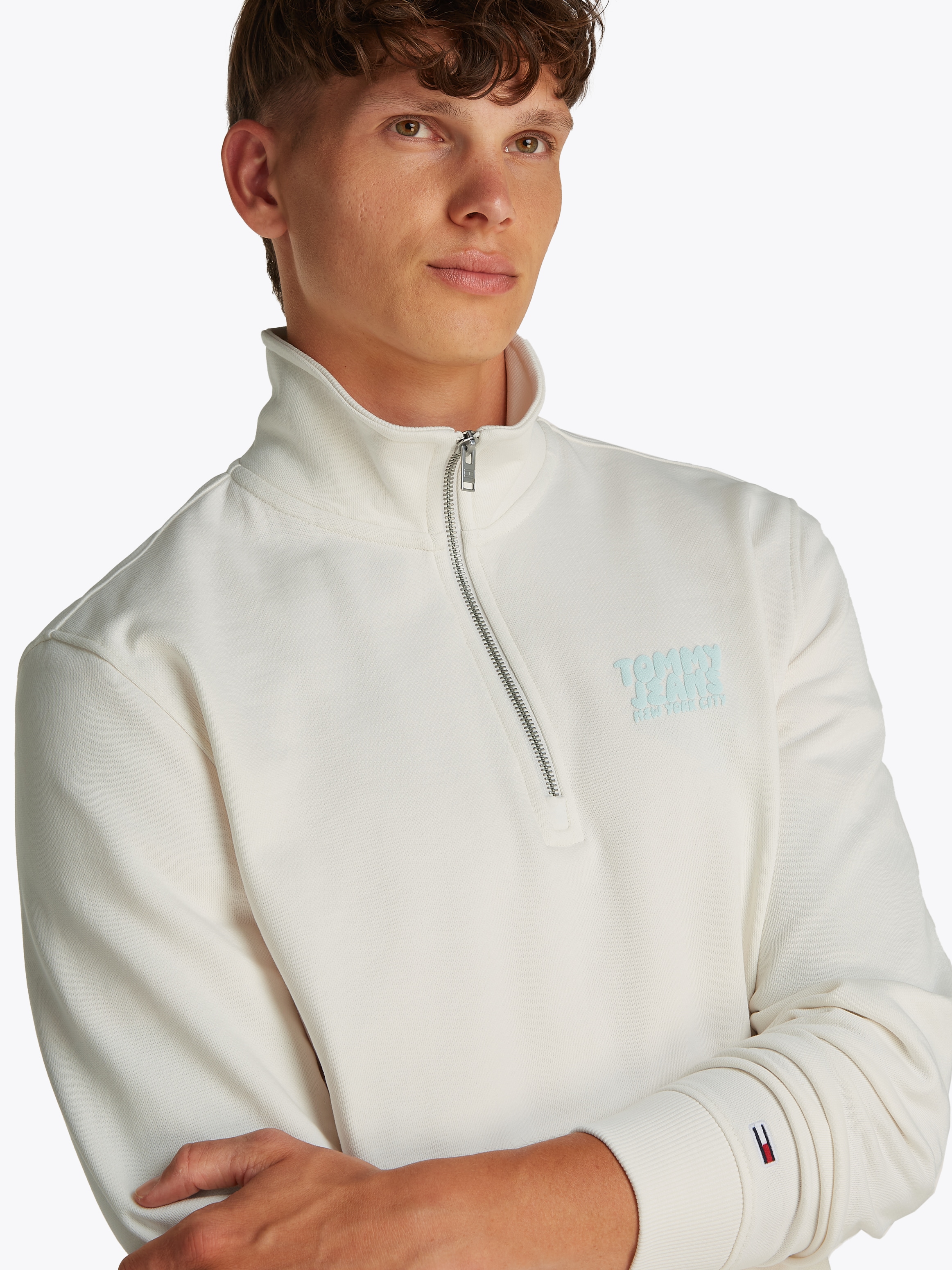 Tommy Jeans Sweatshirt »TJM REG BUBBLE QRTR ZIP FRNT/BCK«, mit grossem Rückenprint