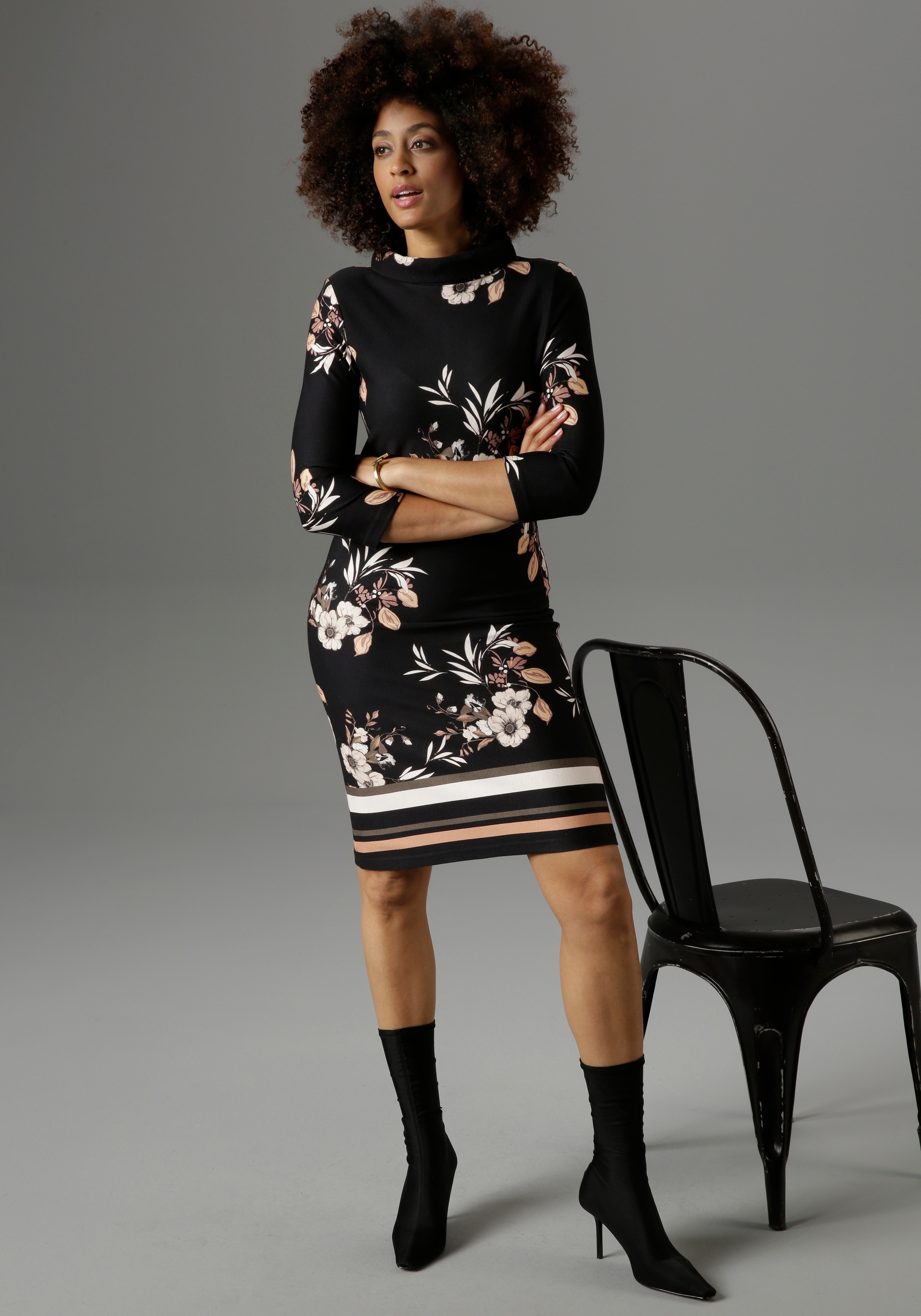 Image of Aniston SELECTED Jerseykleid, mit weitem Stehkragen bei Ackermann Versand Schweiz