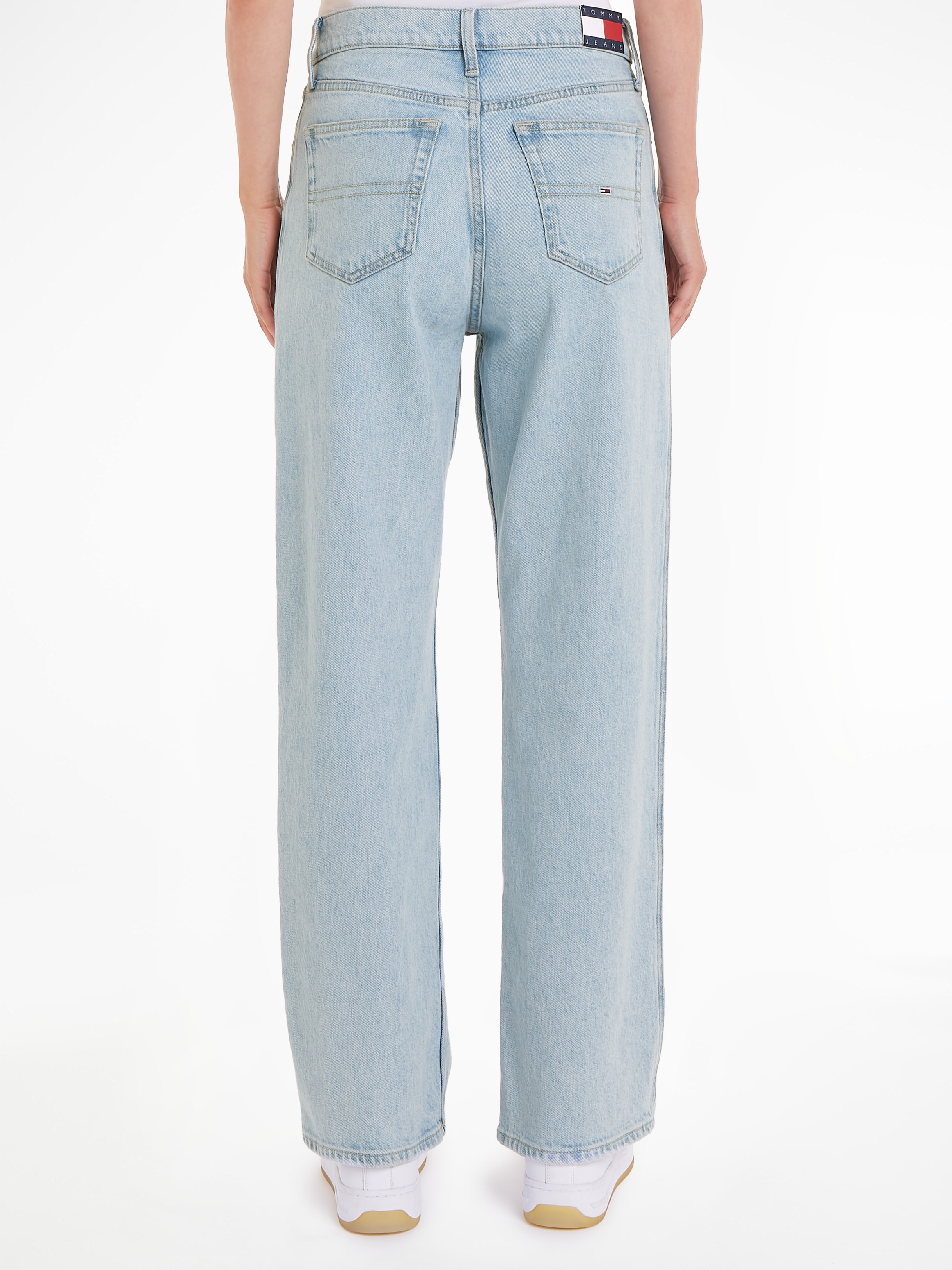 Tommy Jeans Weite Jeans »Betsy Mid Rise«, im Five Pocket Style
