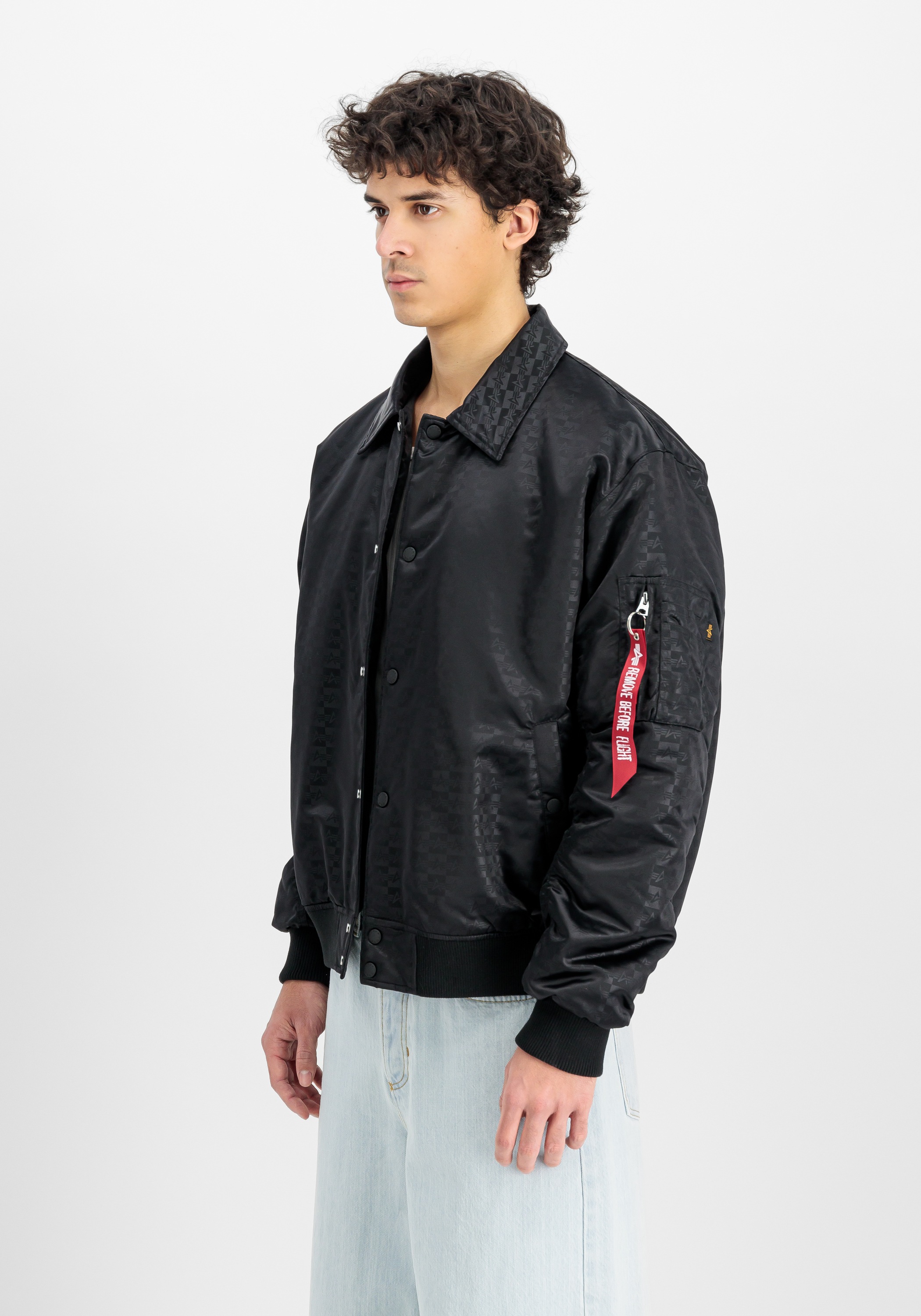 Image of Alpha Industries Bomberjacke "Coach Logo Jacket"