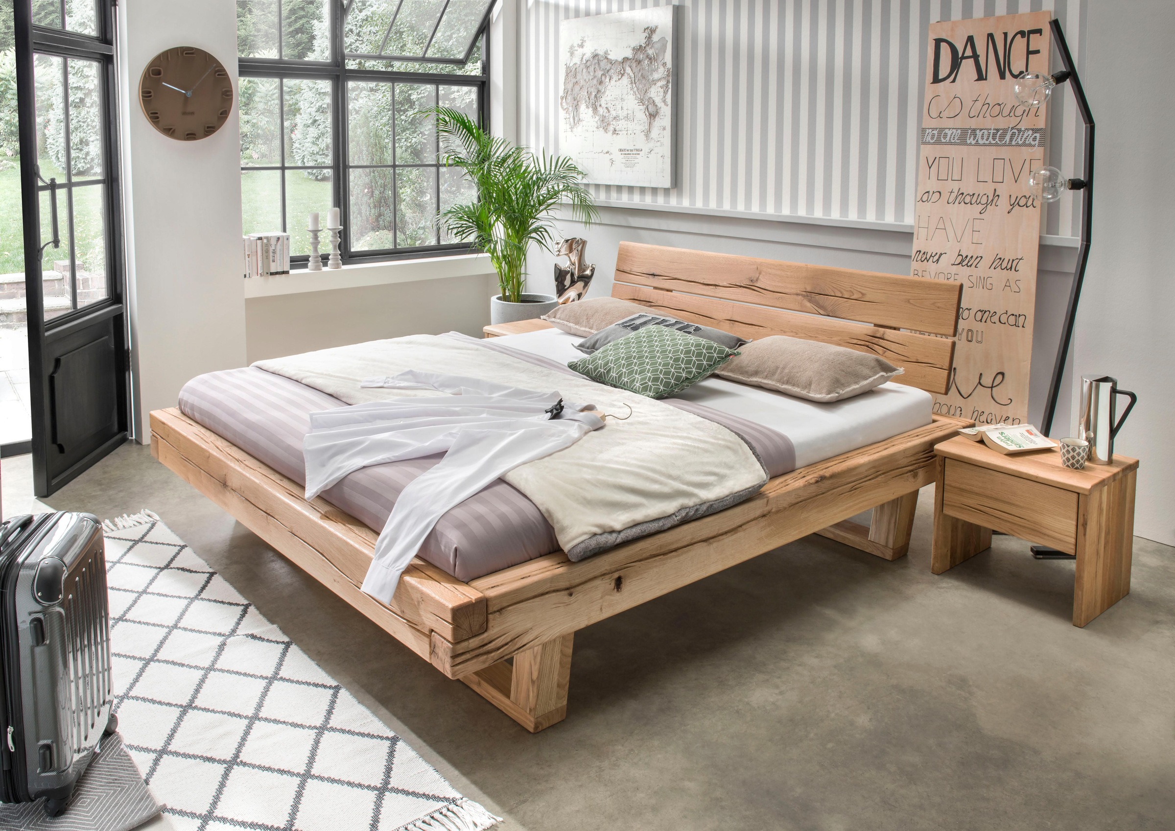 Image of Premium collection by Home affaire Massivholzbett »Ultima«, aus massivem Holz in Balken-Optik, in unterschiedlichen Bettbreiten und Holzfarben bei Ackermann Versand Schweiz