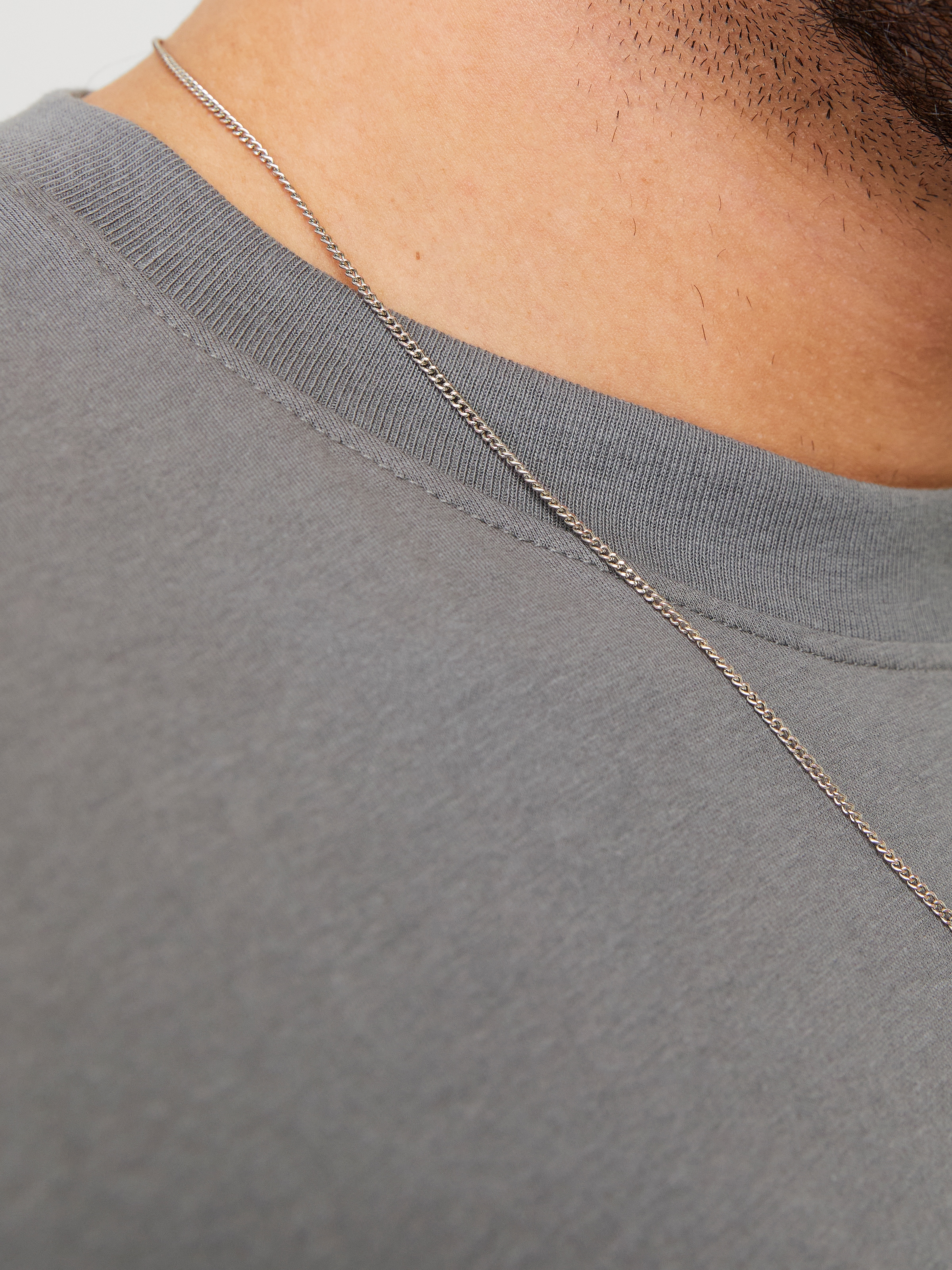 Jack & Jones PlusSize T-Shirt »JJEBRADLEY TEE SS NOOS PLS«, mit Rundhalsausschnitt
