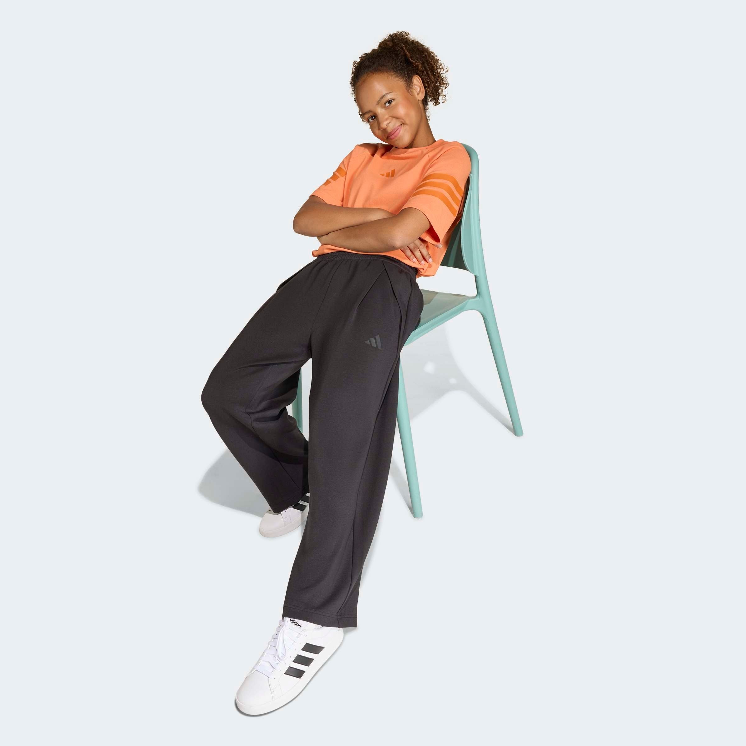 adidas Sportswear Sporthose »FUTURE ICONS MIT WEITEM BEIN«