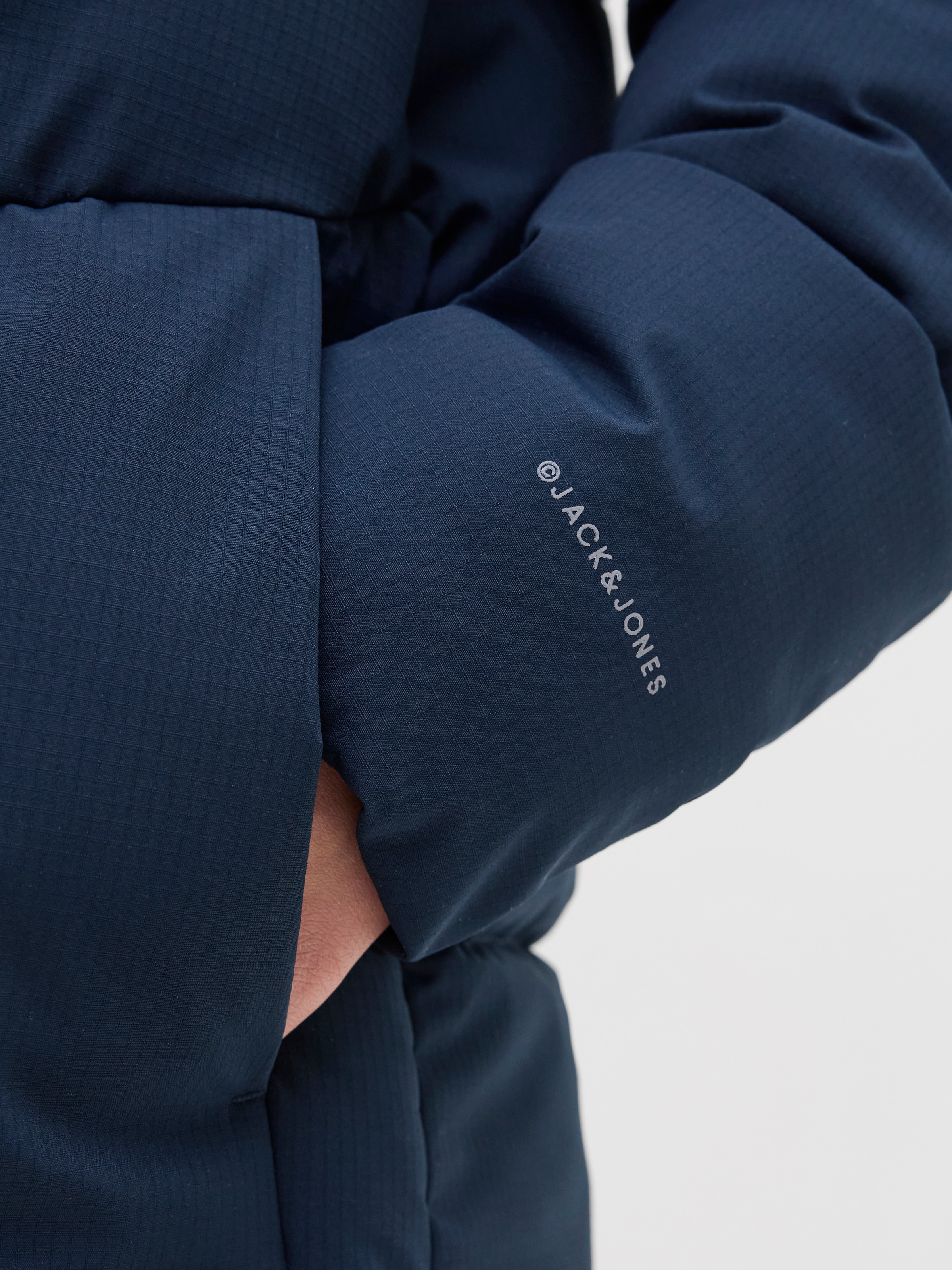 Jack & Jones Junior Steppjacke »JJGLOBAL PUFFER JACKET JNR«, mit Kapuze