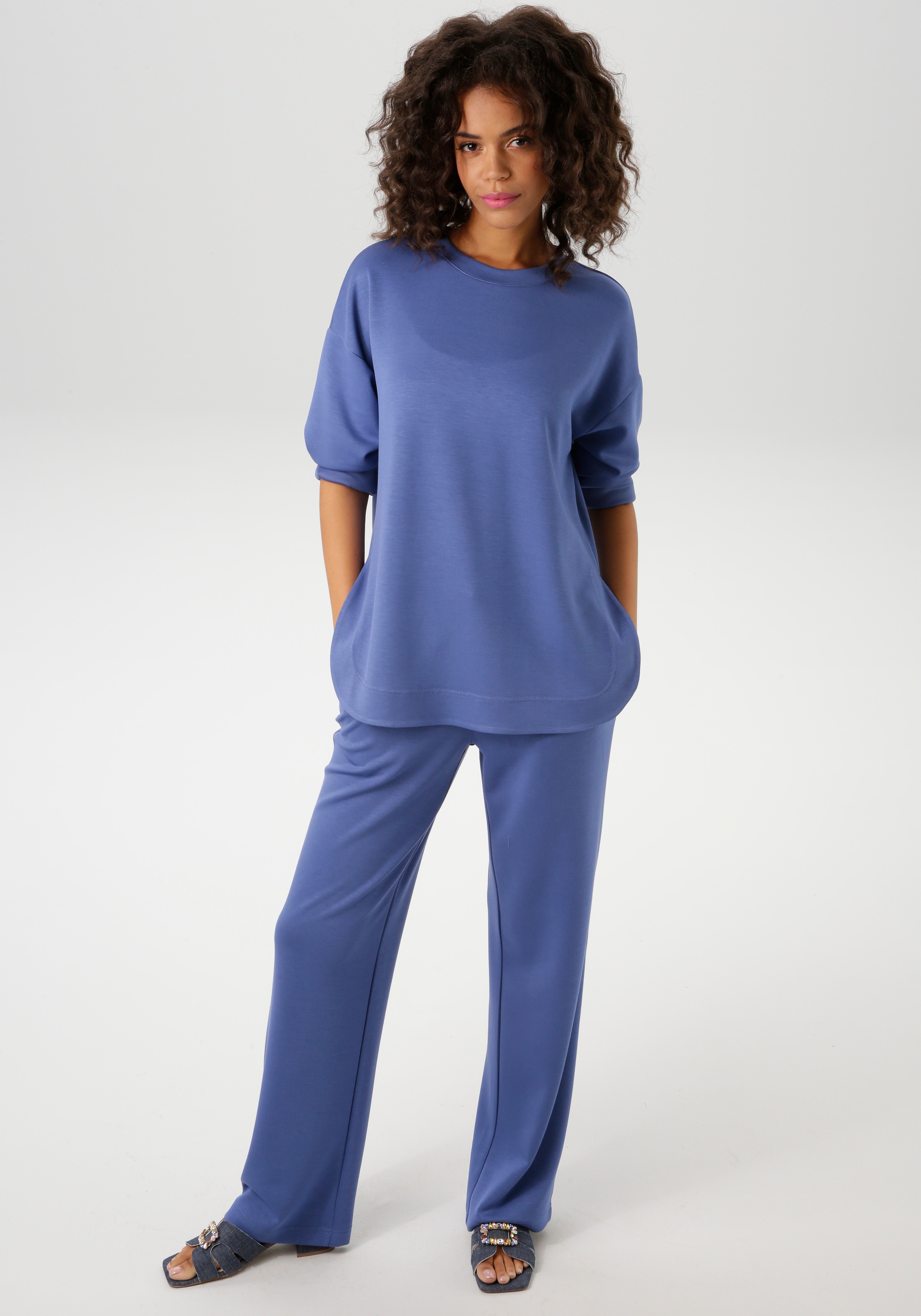 Aniston CASUAL Sweatshirt, in trendiger Farbpalette