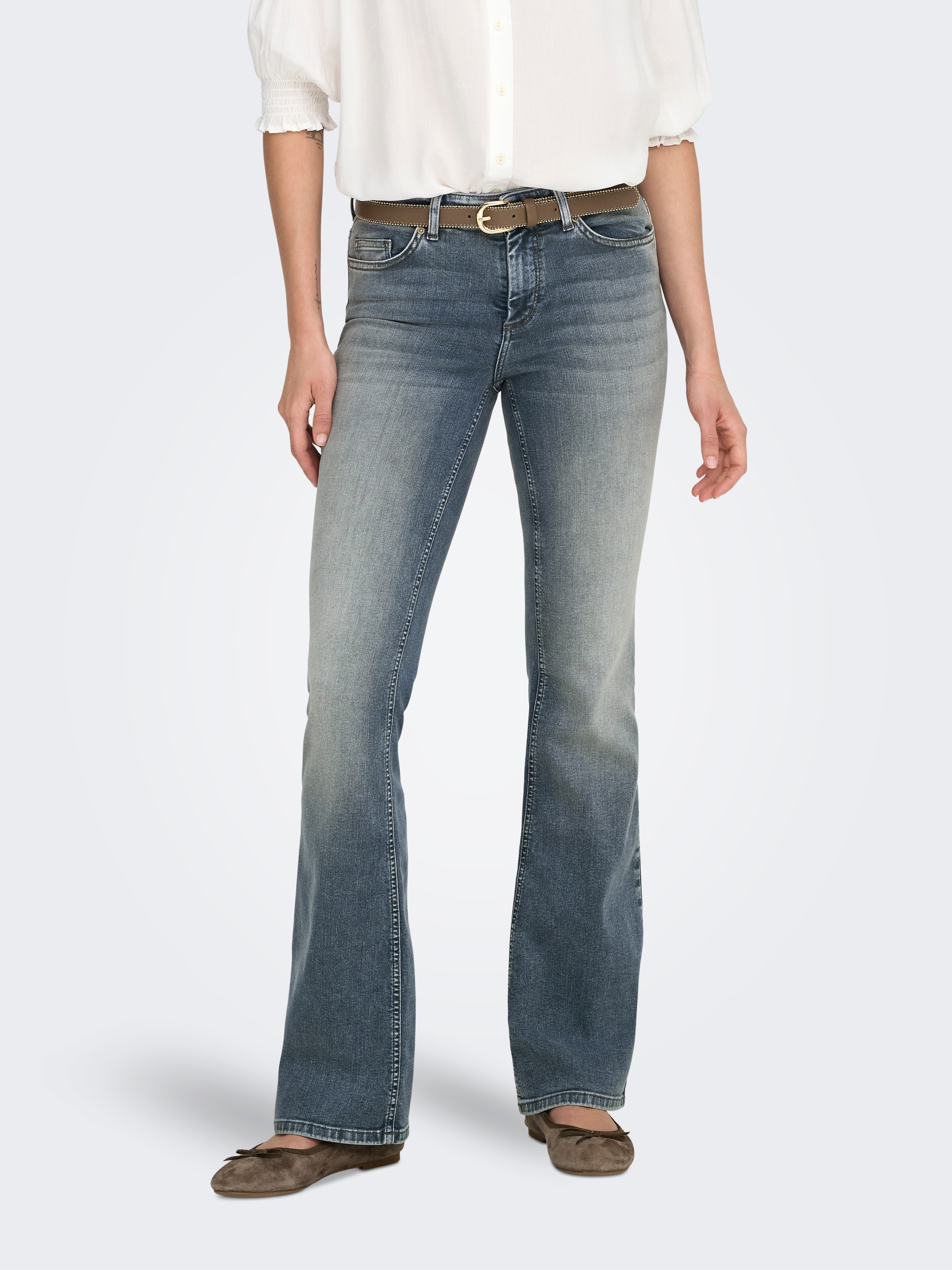 Image of ONLY Bootcut-Jeans "ONLBLUSH MID FLARED DNM REA570"