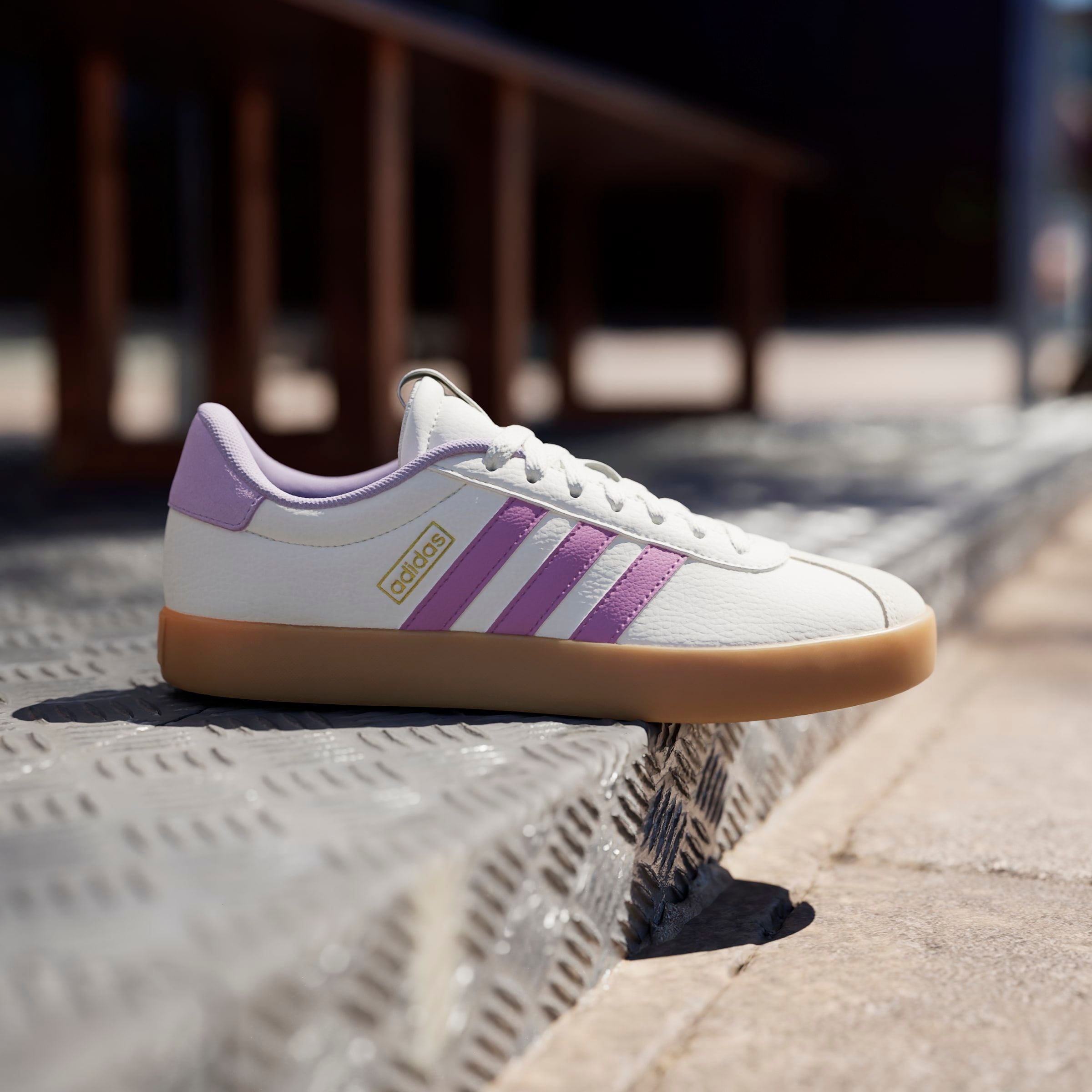 adidas Sportswear Sneaker »VL COURT 3.0«, inspiriert vom Design des adidas samba