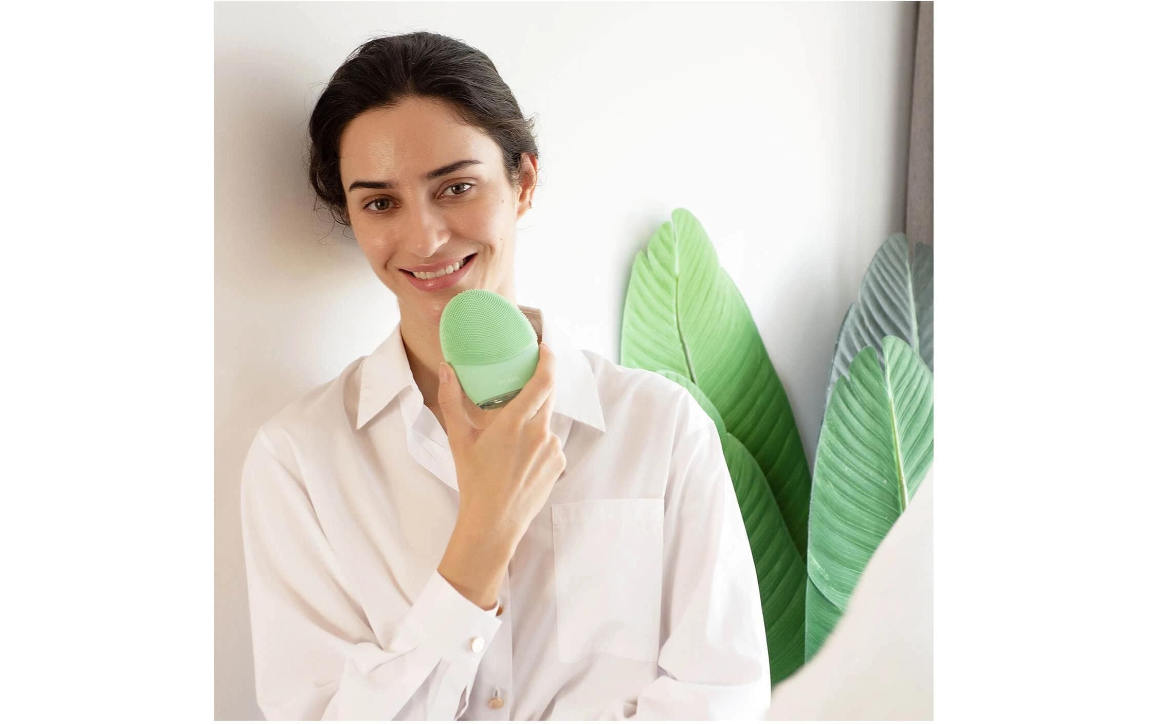 FOREO Elektrische Gesichtsreinigungsbürste »LUNA™ 4 combination skin«