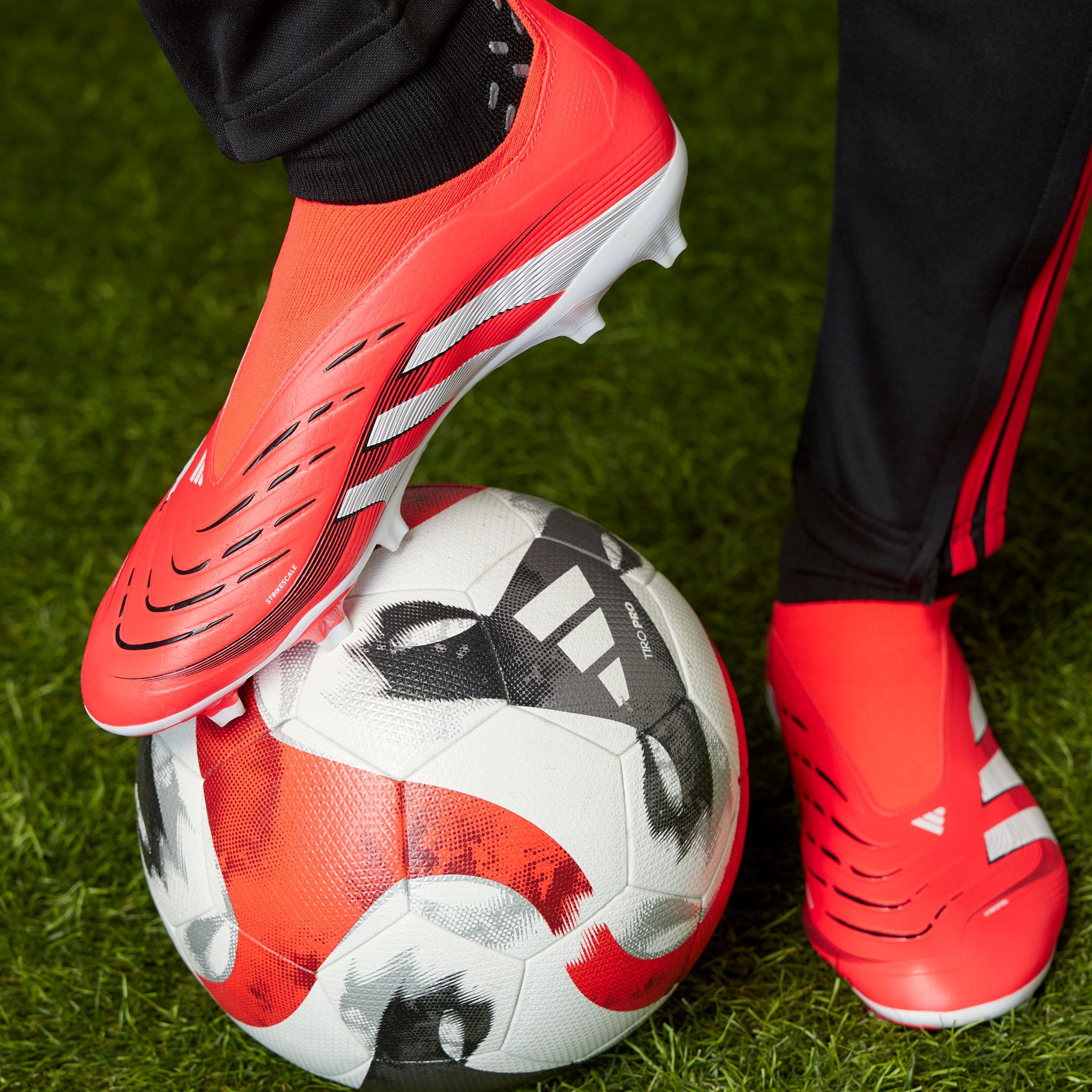 adidas Performance Fussballschuh »PREDATOR LEAGUE LACELESS FG/MG«