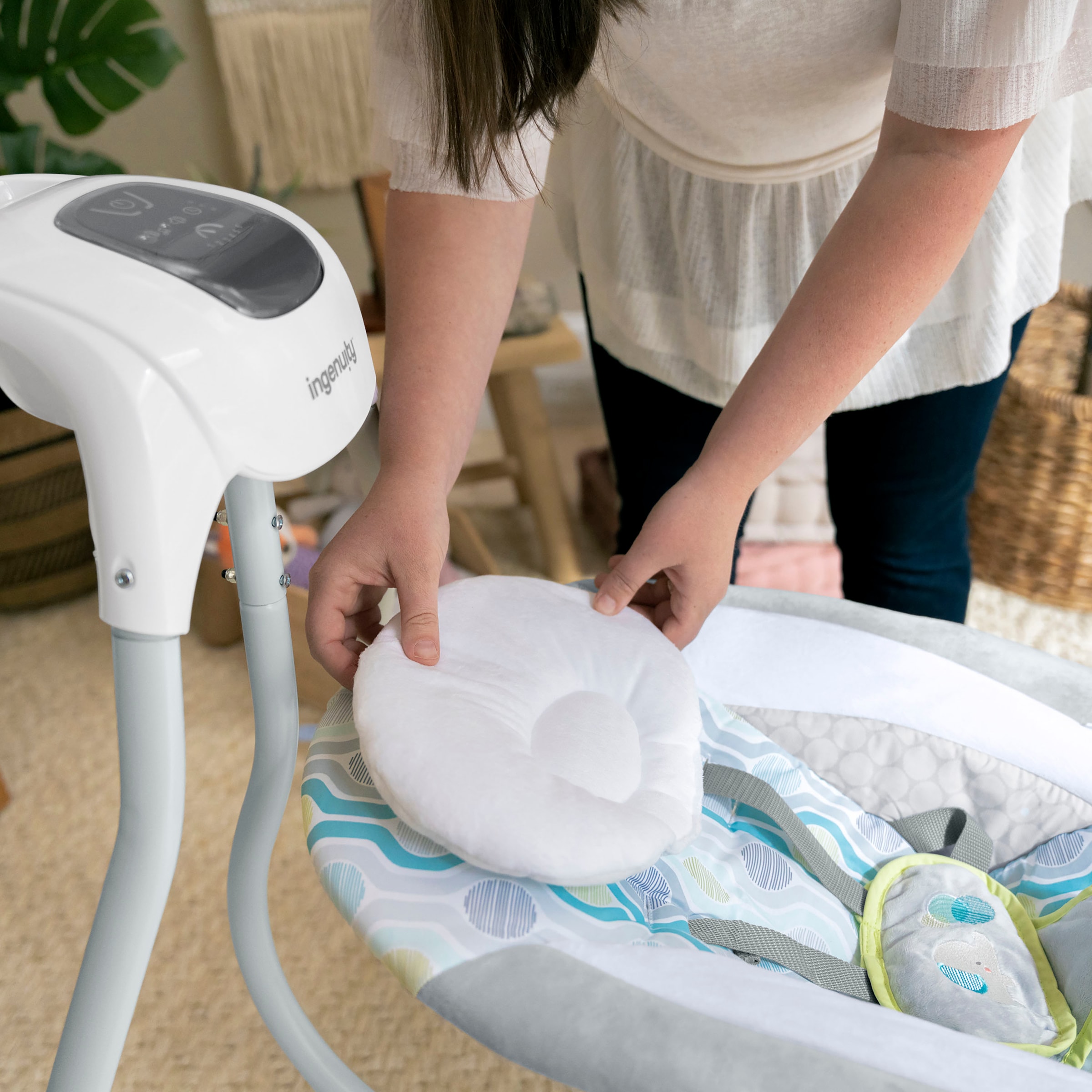 ingenuity Babywippe »SimpleComfort  Compact Soothing Swing - Everston« mit Sound-Effekt