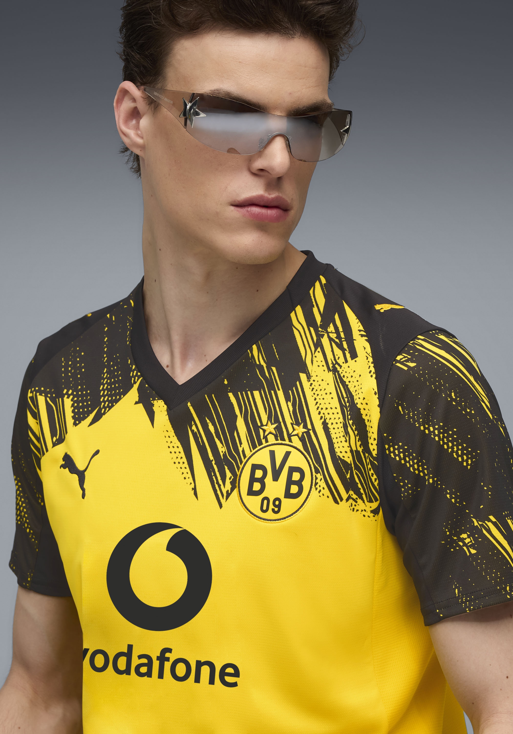 PUMA Fussballtrikot »BVB HOME JERSEY REPLICA WITH SPONSOR« Regular Fit, sportlicher Stil