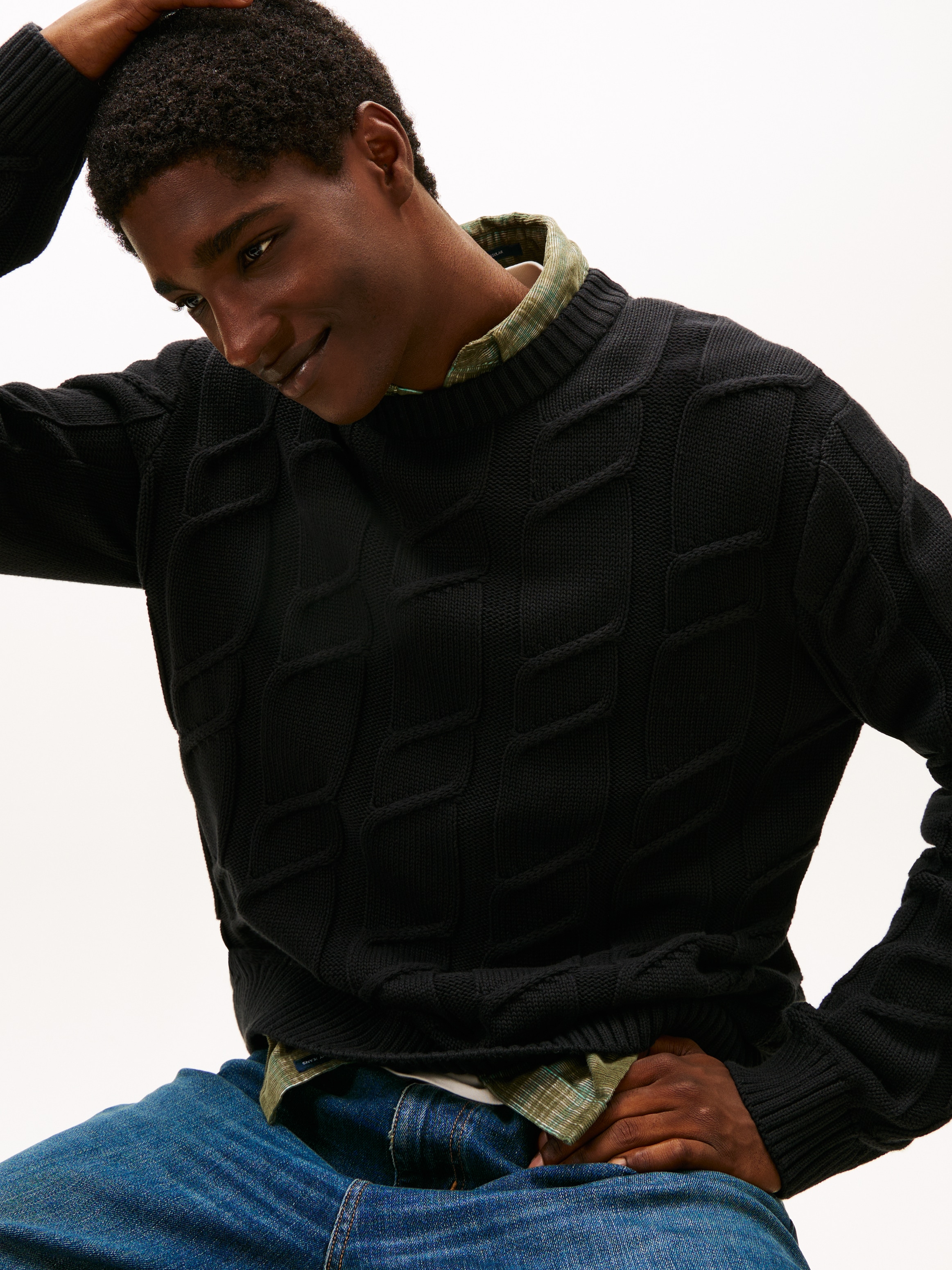 Tommy Jeans Rundhalspullover »TJM REG CHUNKY CABLE« Grobstrick mit Zopfmuster, regular fit, Rundhals