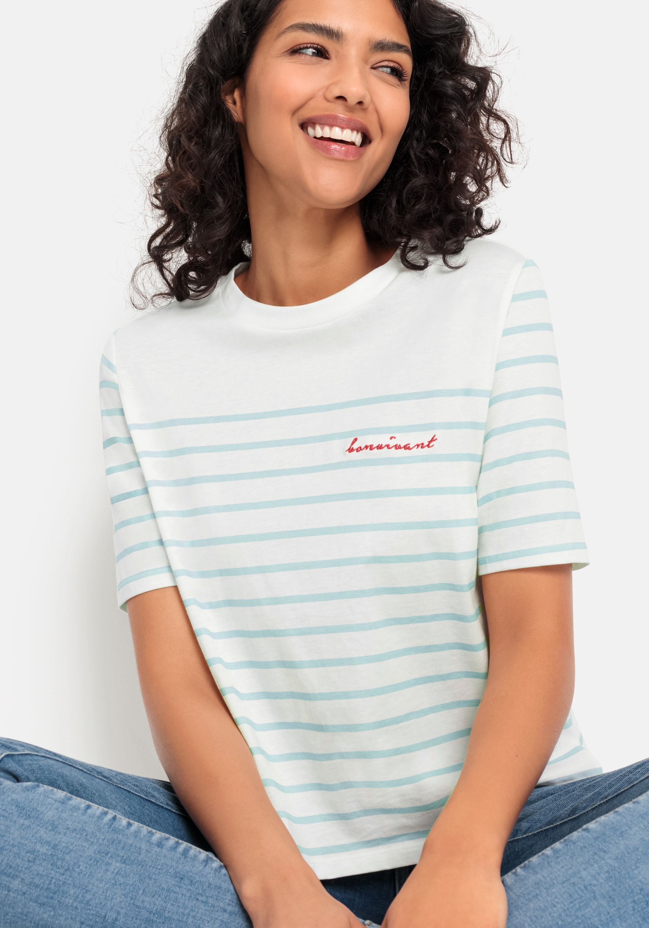 Image of LASCANA T-Shirt mit Streifen, Kurzarmshirt aus Baumwolle, schlanke Optik, Basic