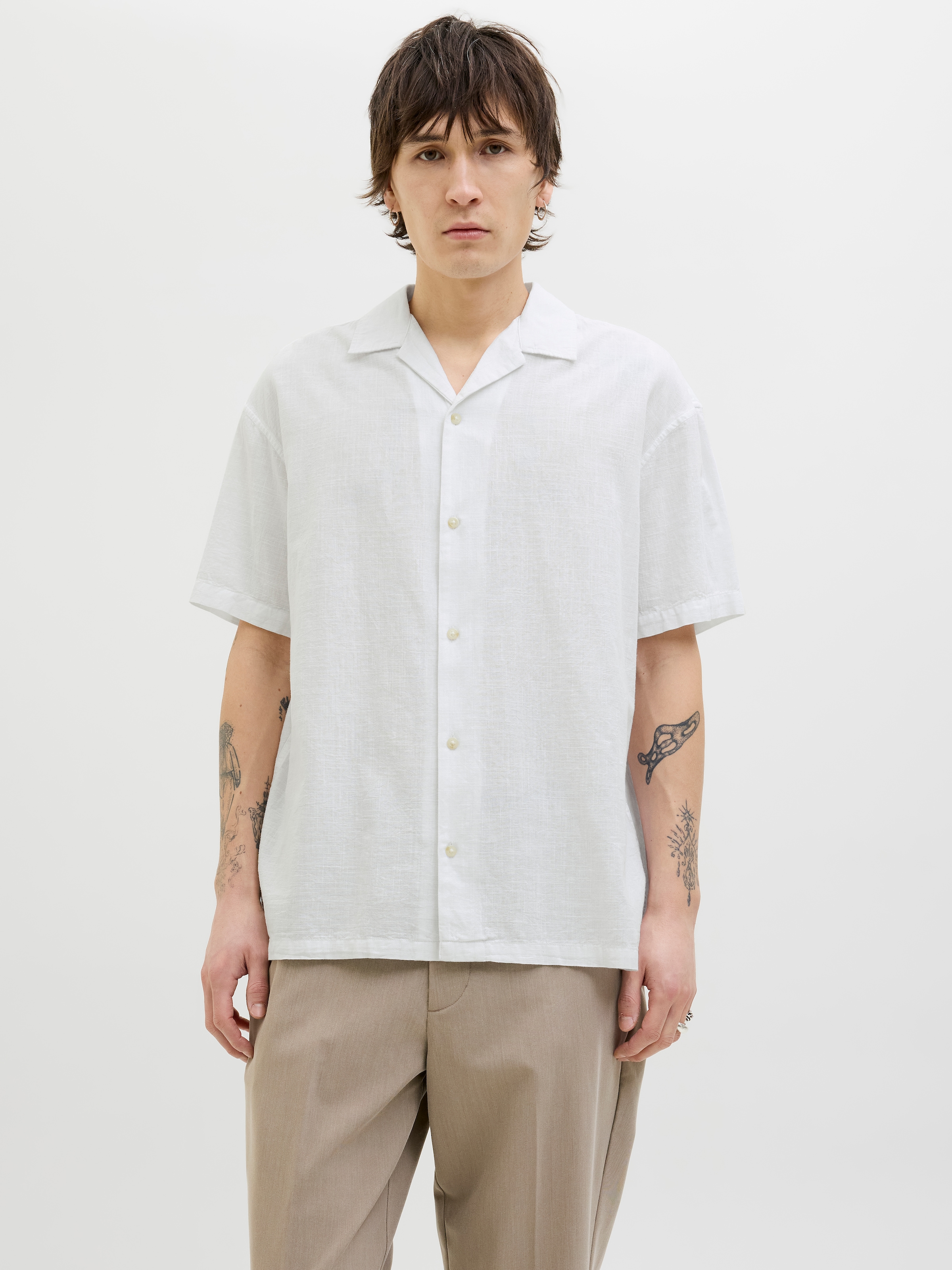 Jack & Jones Kurzarmhemd »JJESUMMER RESORT SHIRT SS SN« mit Resort Kragen