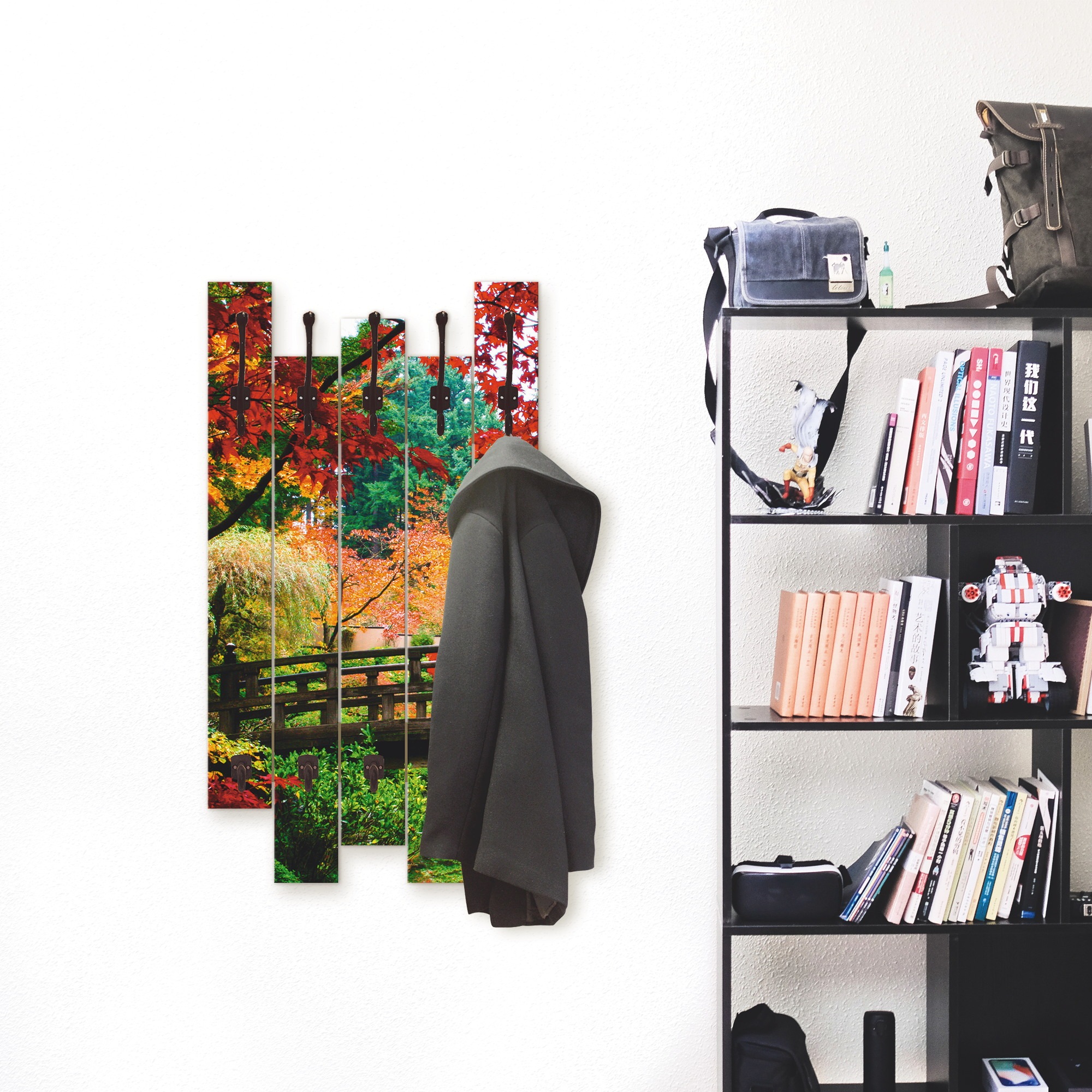 Image of Artland Garderobenleiste »Eine Brücke im japanischen Garten«, platzsparende Wandgarderobe aus Holz mit 8 Haken, geeignet für kleinen, schmalen Flur, Flurgarderobe bei Ackermann Versand Schweiz