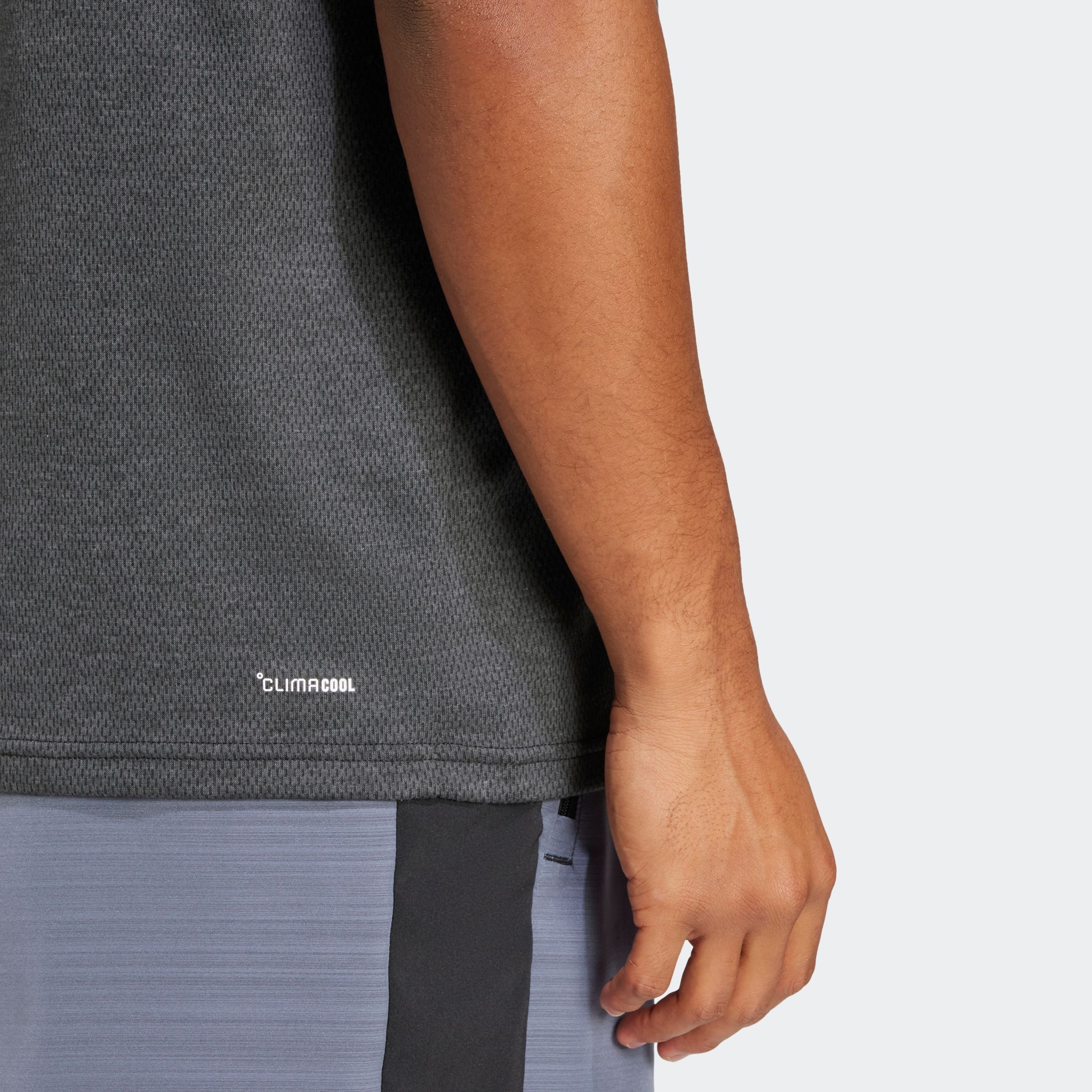 adidas Performance T-Shirt »TR-ES FR NOV T«, Trainingsshirt mit CLIMACOOL, Pikeematerial