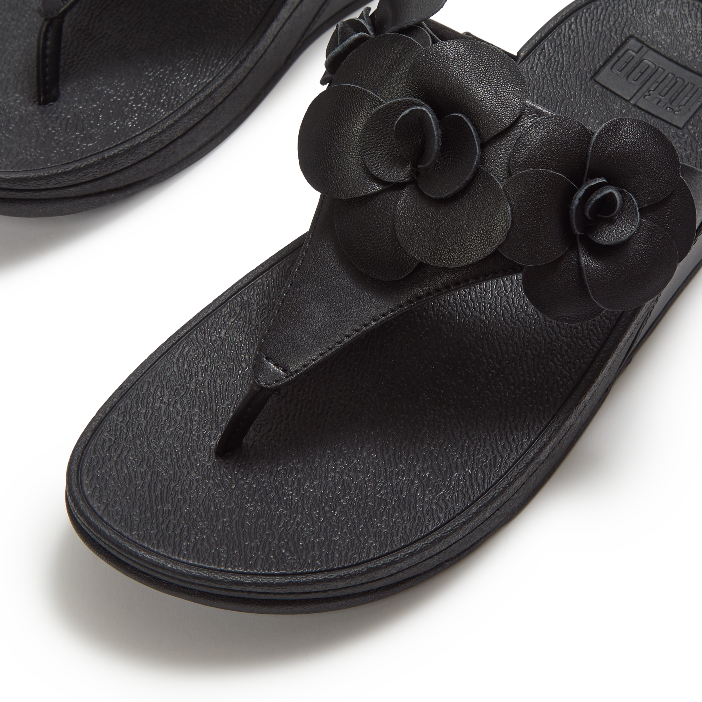 Fitflop Dianette »LULU FLOWER TOE-POST SANDALS«  Compensé, tongs, chaussure d'été avec décoration florale tendance