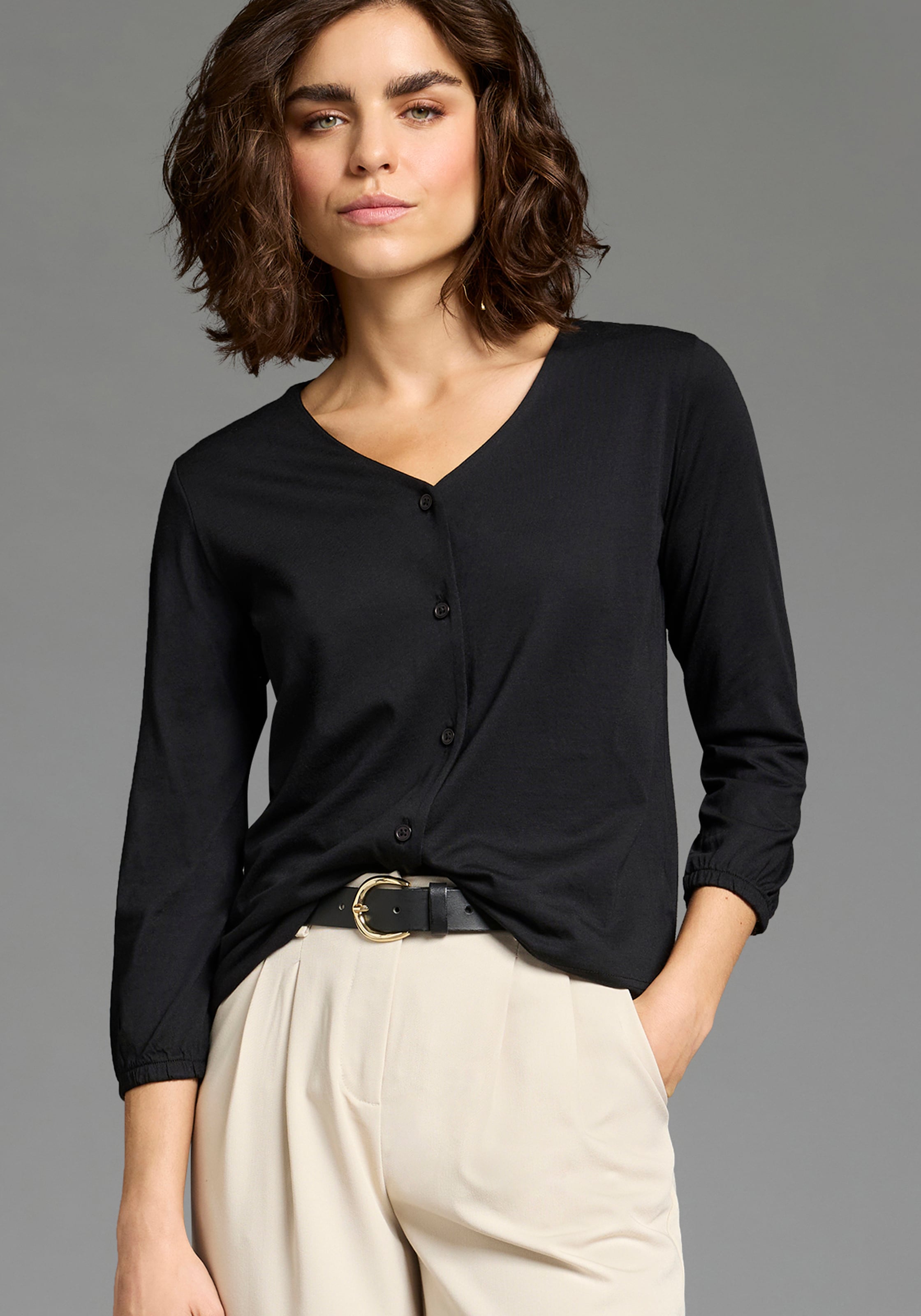 Image of Laura Scott 3/4-Arm-Shirt Basic-Stil, mit V-Ausschnitt und durchgehender Knopfleiste