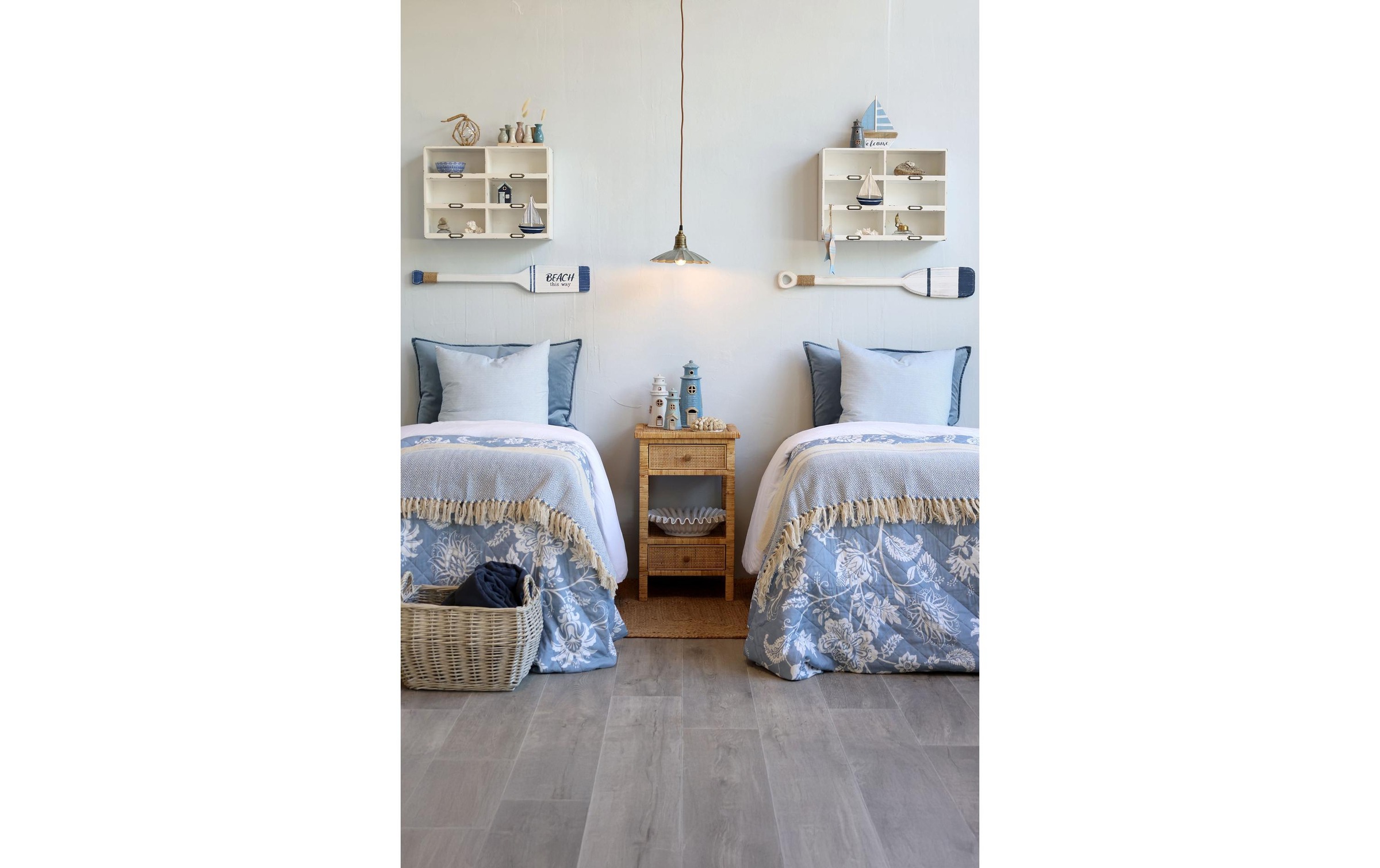  Wandregal »Chic Antique mit 6 Ablagen«