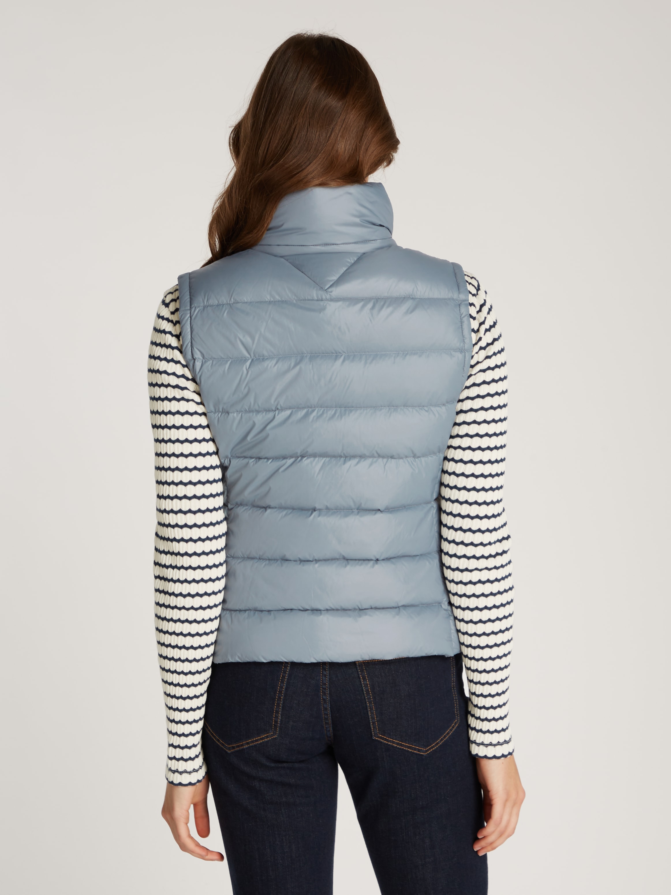Tommy Hilfiger Steppweste »LW DOWN FEMININE GLOSS VEST«, mit leichter Wattierung
